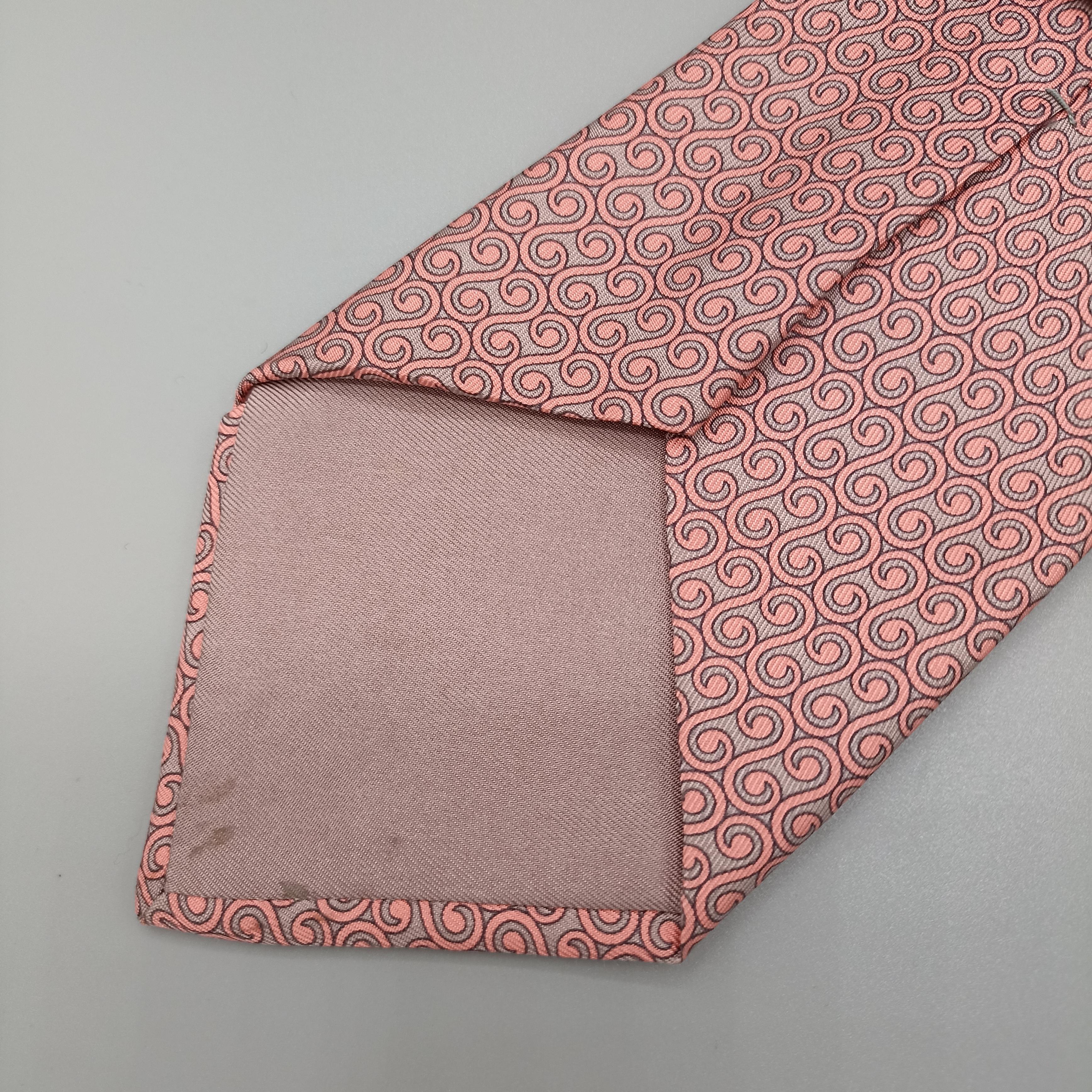 Hermès Pink Tie