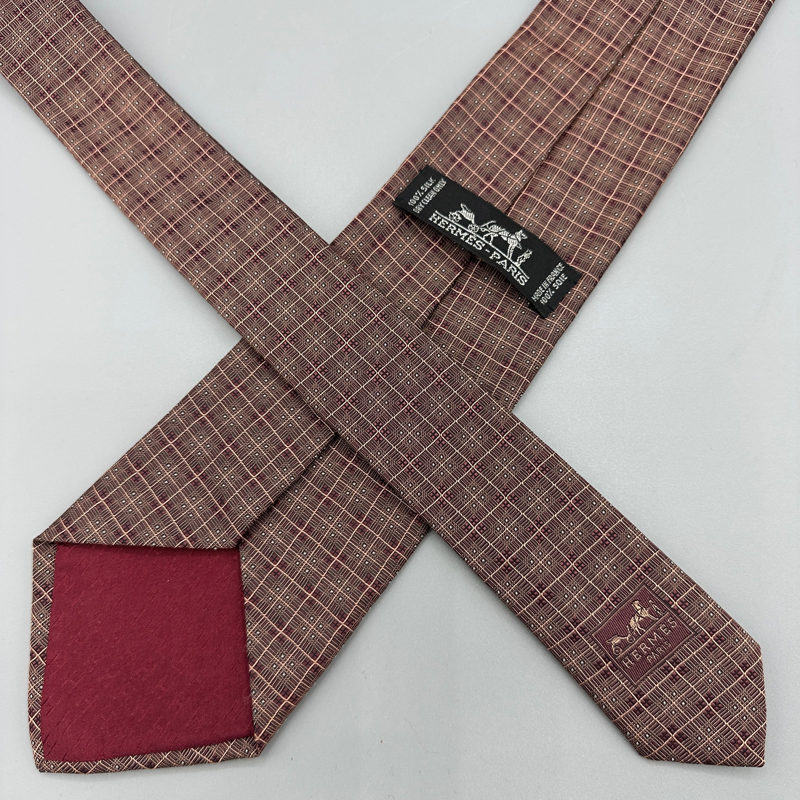 Cravate Hermès à carreaux