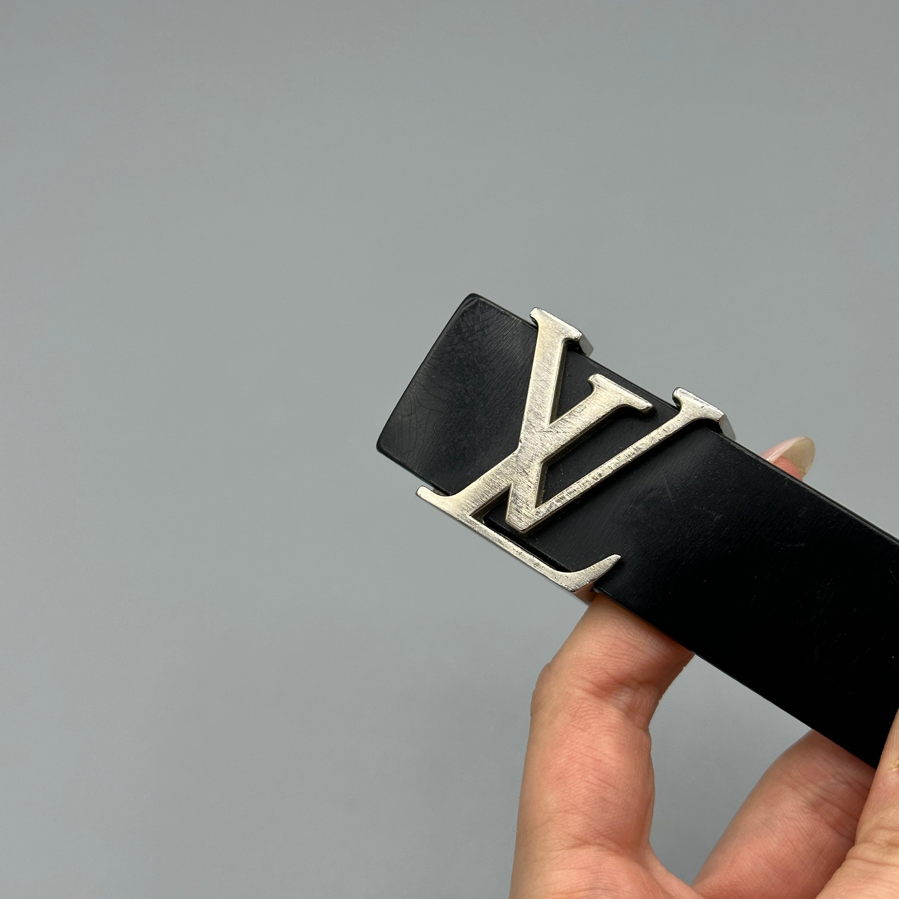 Ceinture noire Louis Vuitton