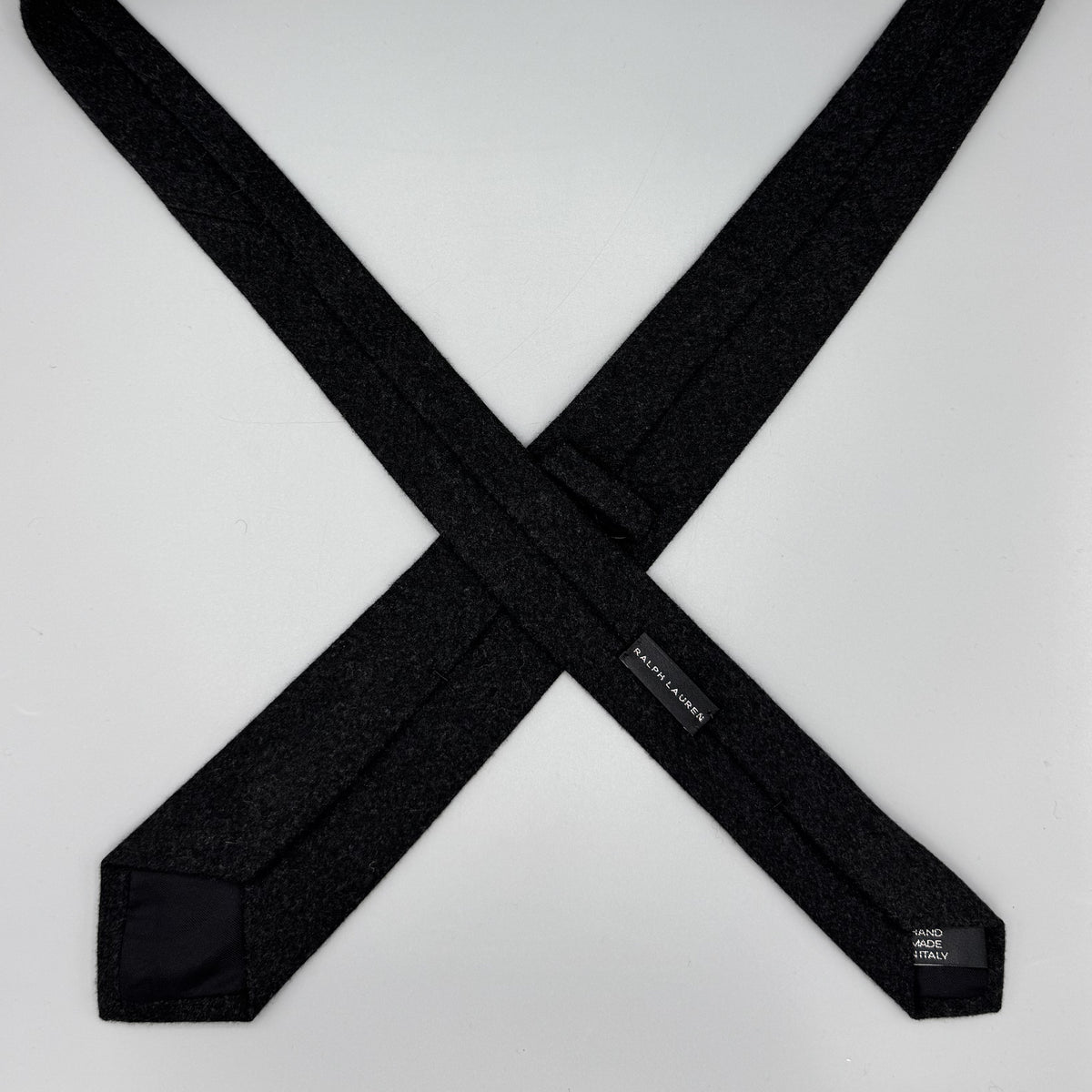 Cravate Ralph Lauren gris anthracite unie