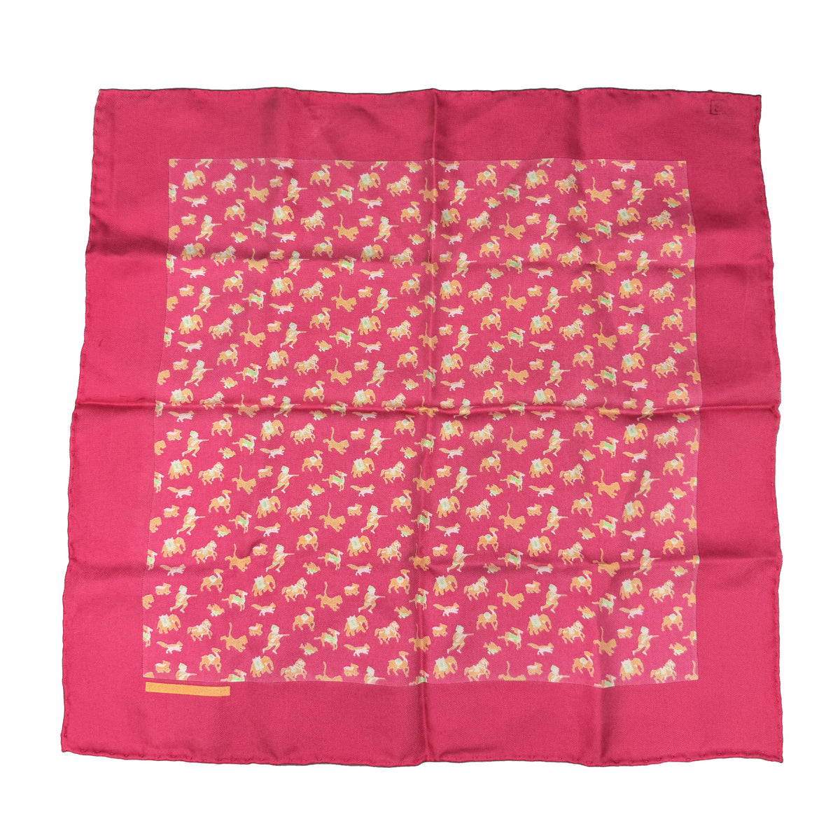 Pochette en soie Hermès rose indien à motif animalier