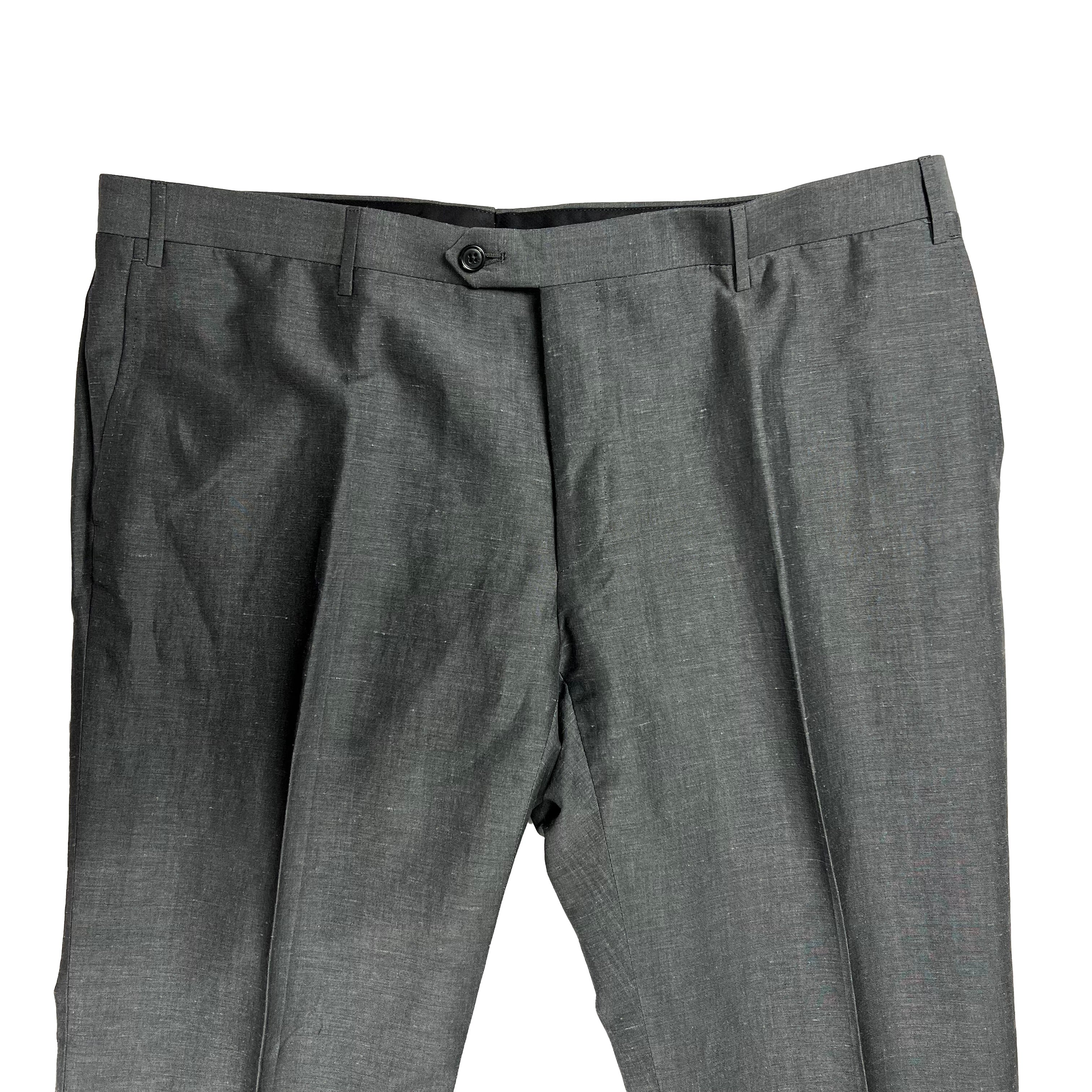 Costume gris Corneliani