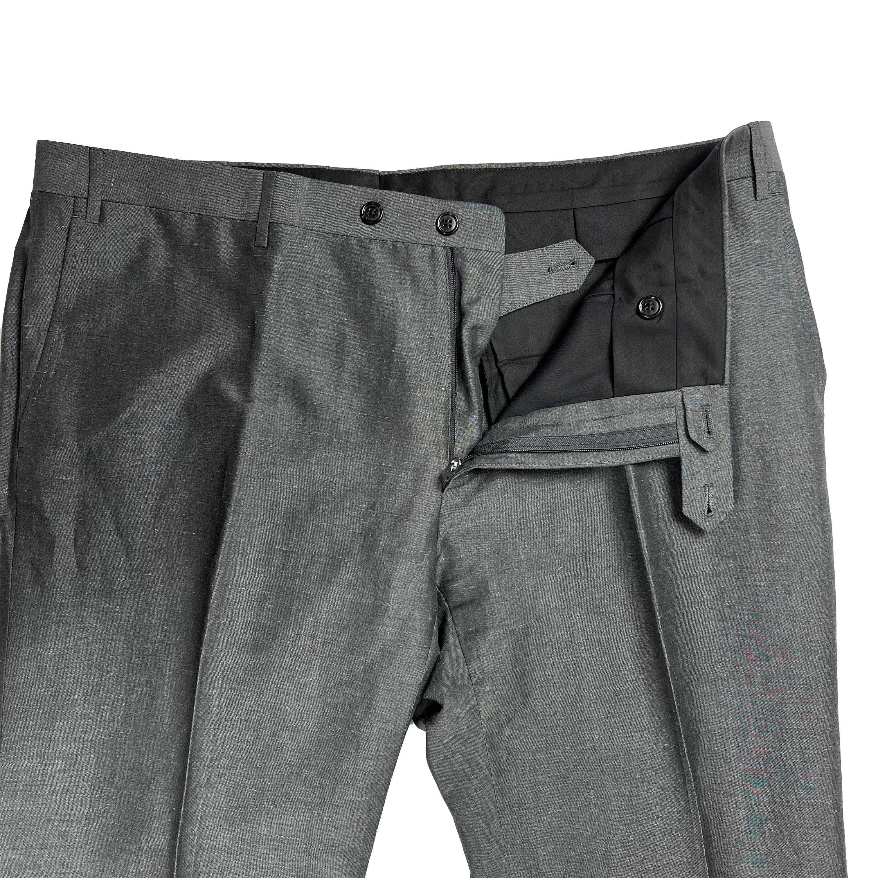 Costume gris Corneliani