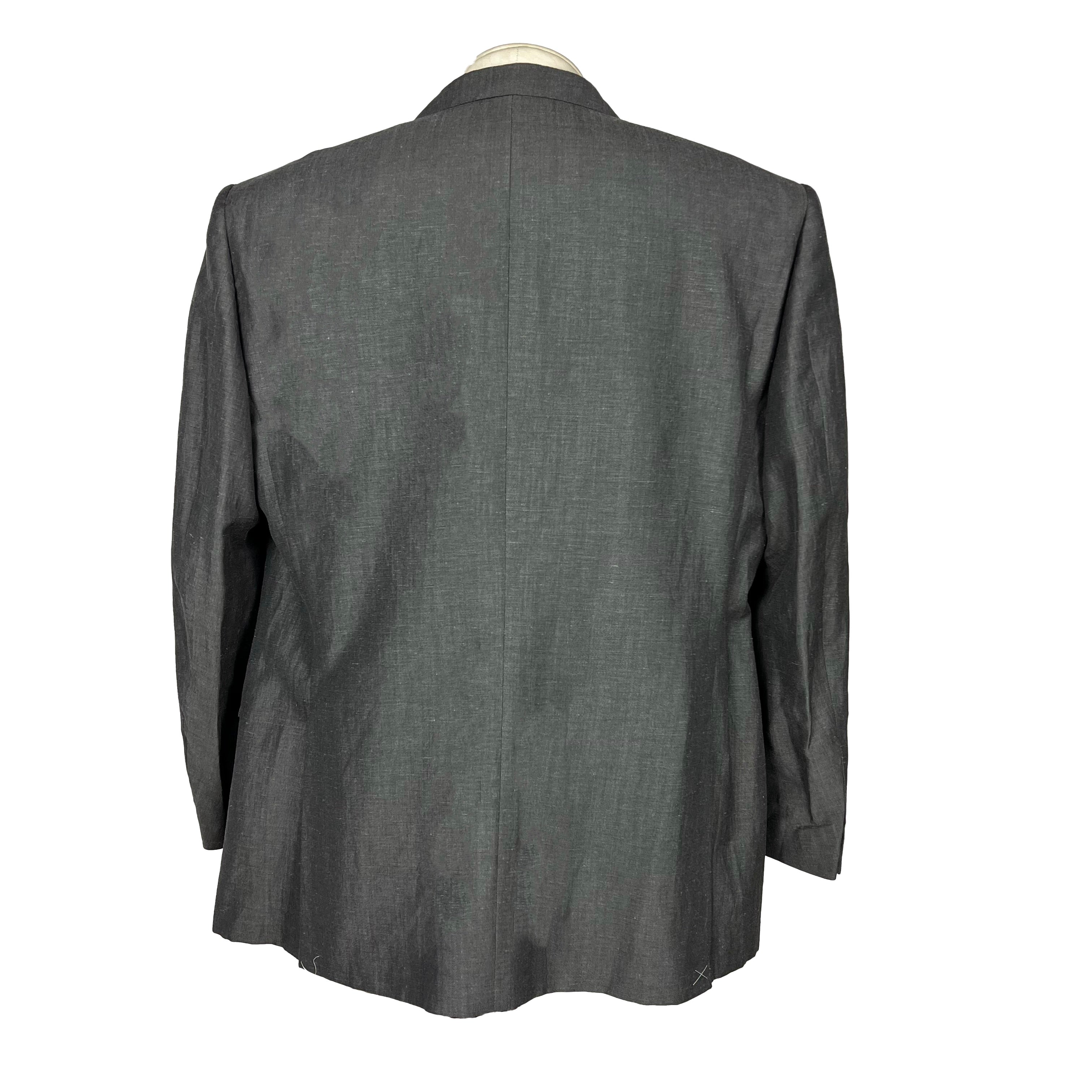 Costume gris Corneliani