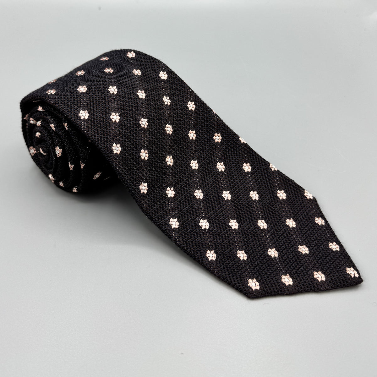 Cravate tricot Kiton marron à motif floral
