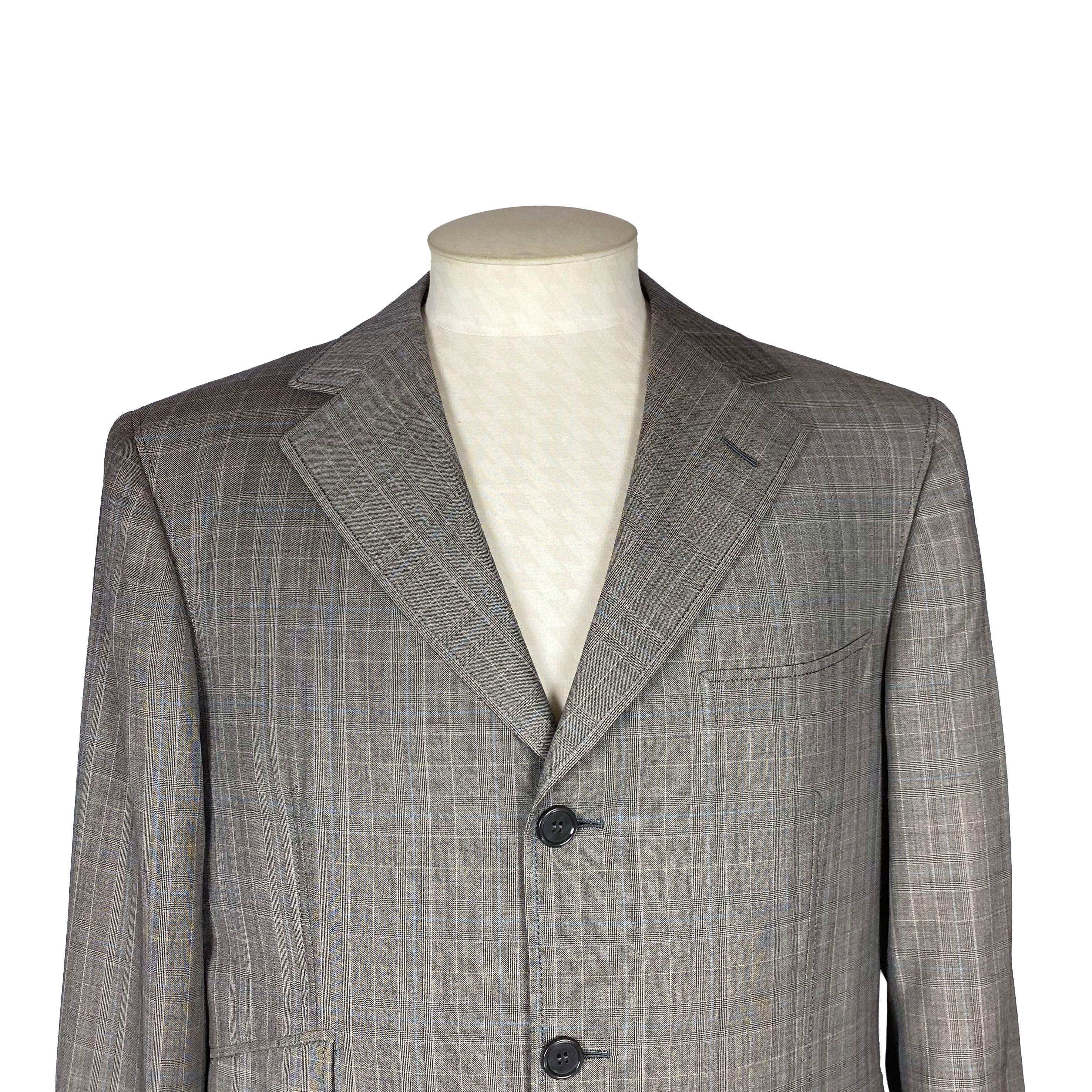 Costume gris Gaetano Aloisio