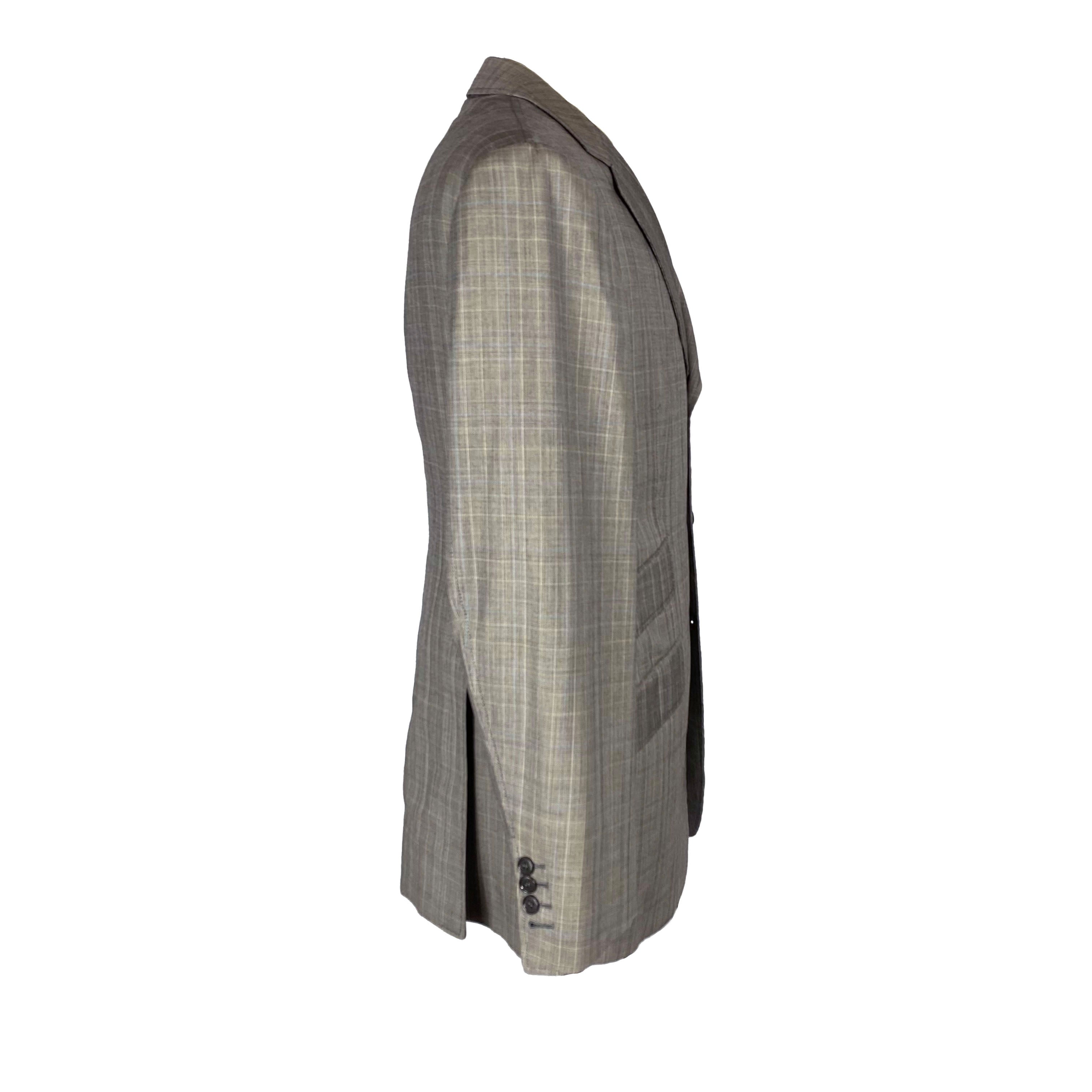 Costume gris Gaetano Aloisio