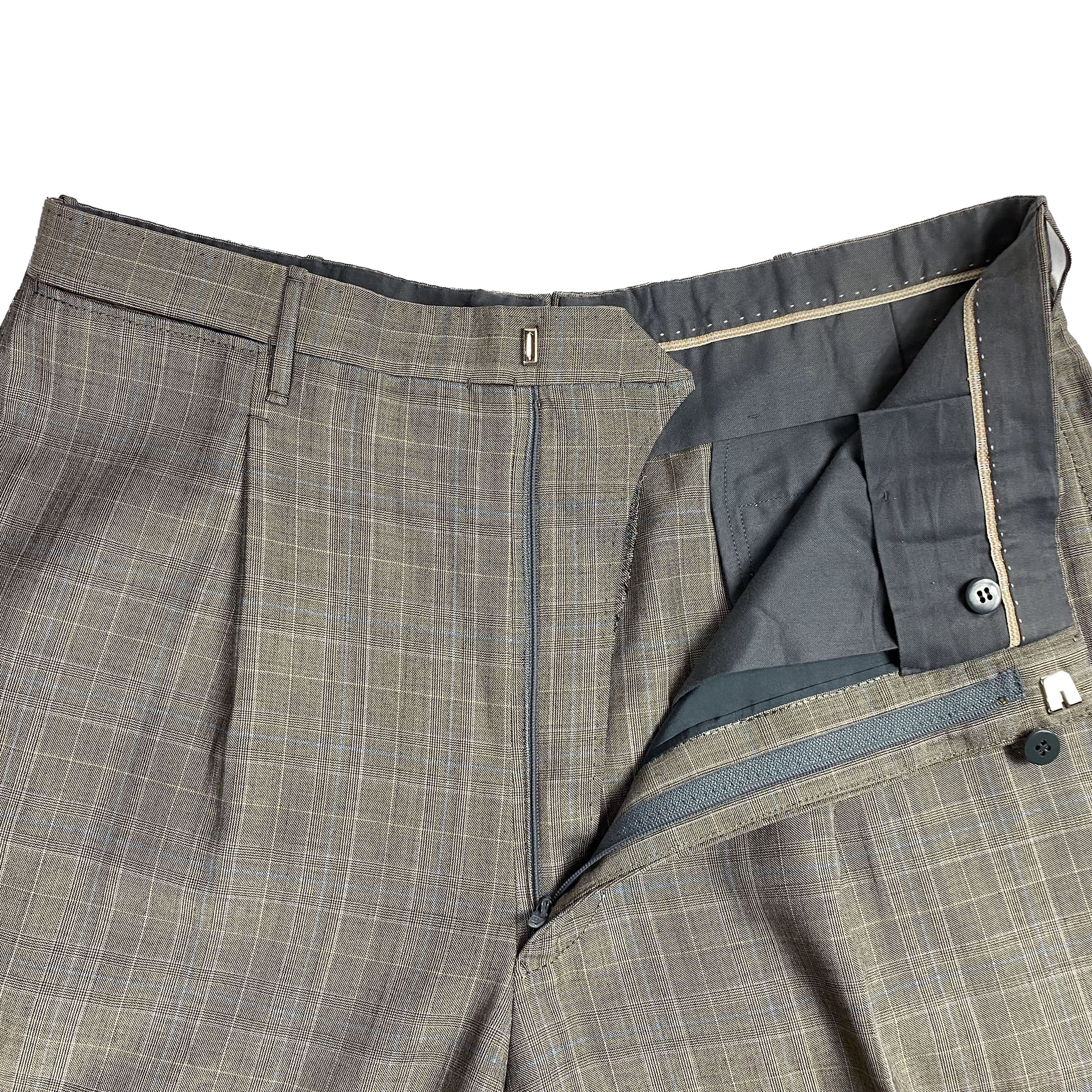 Costume gris Gaetano Aloisio