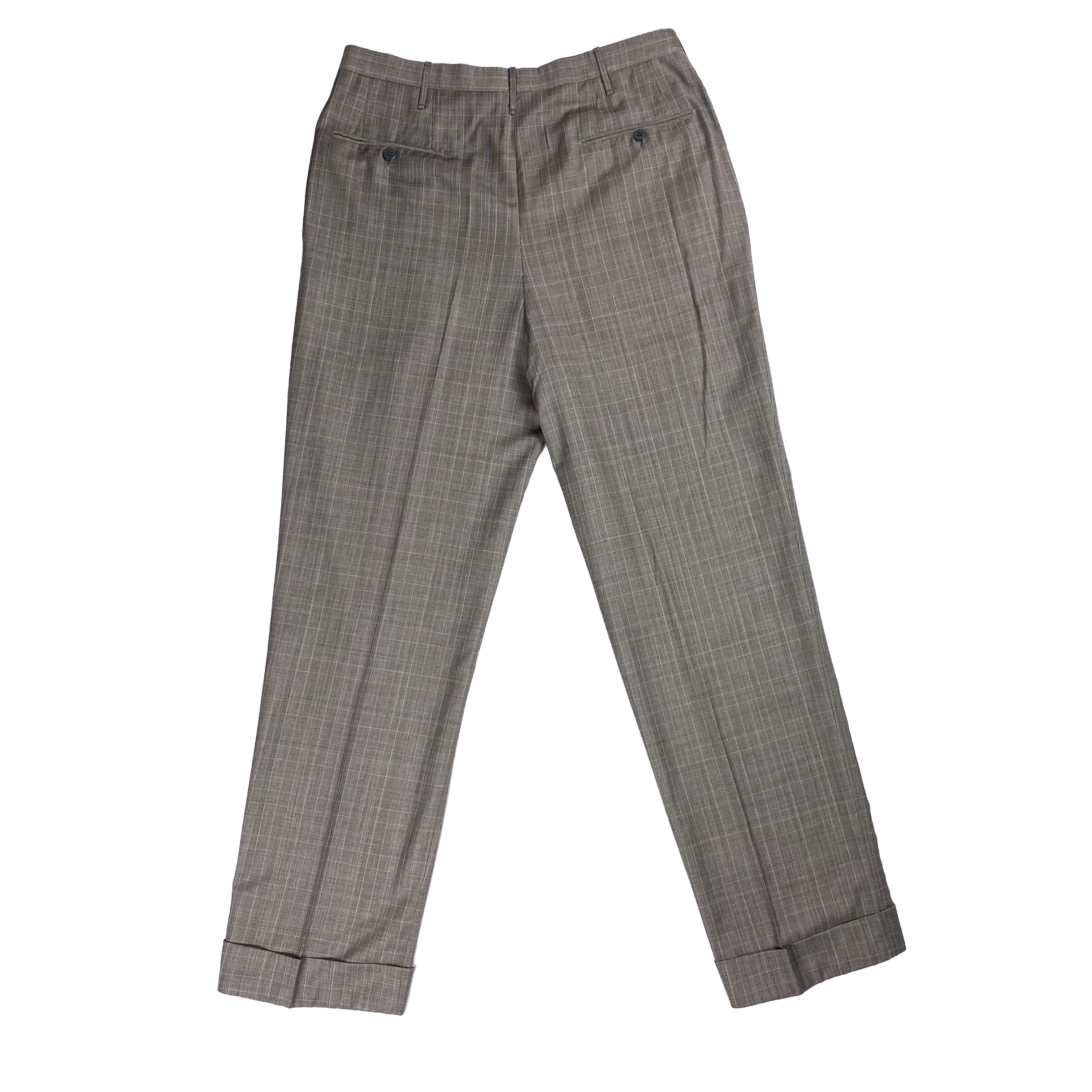 Costume gris Gaetano Aloisio