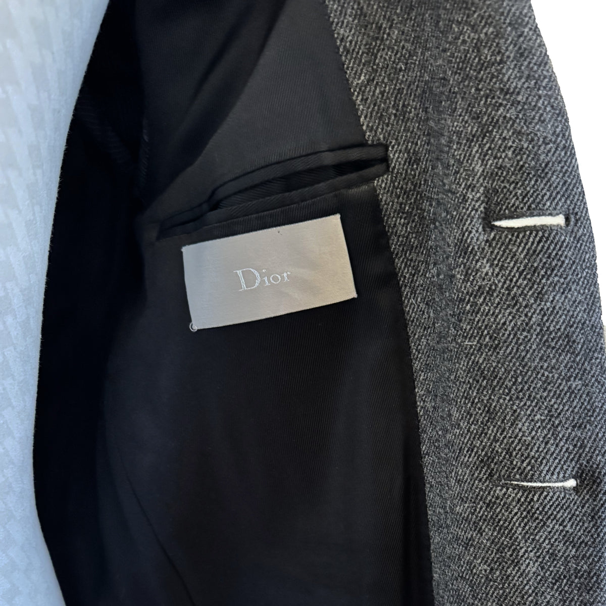 Manteau Dior mi-long gris chiné en laine