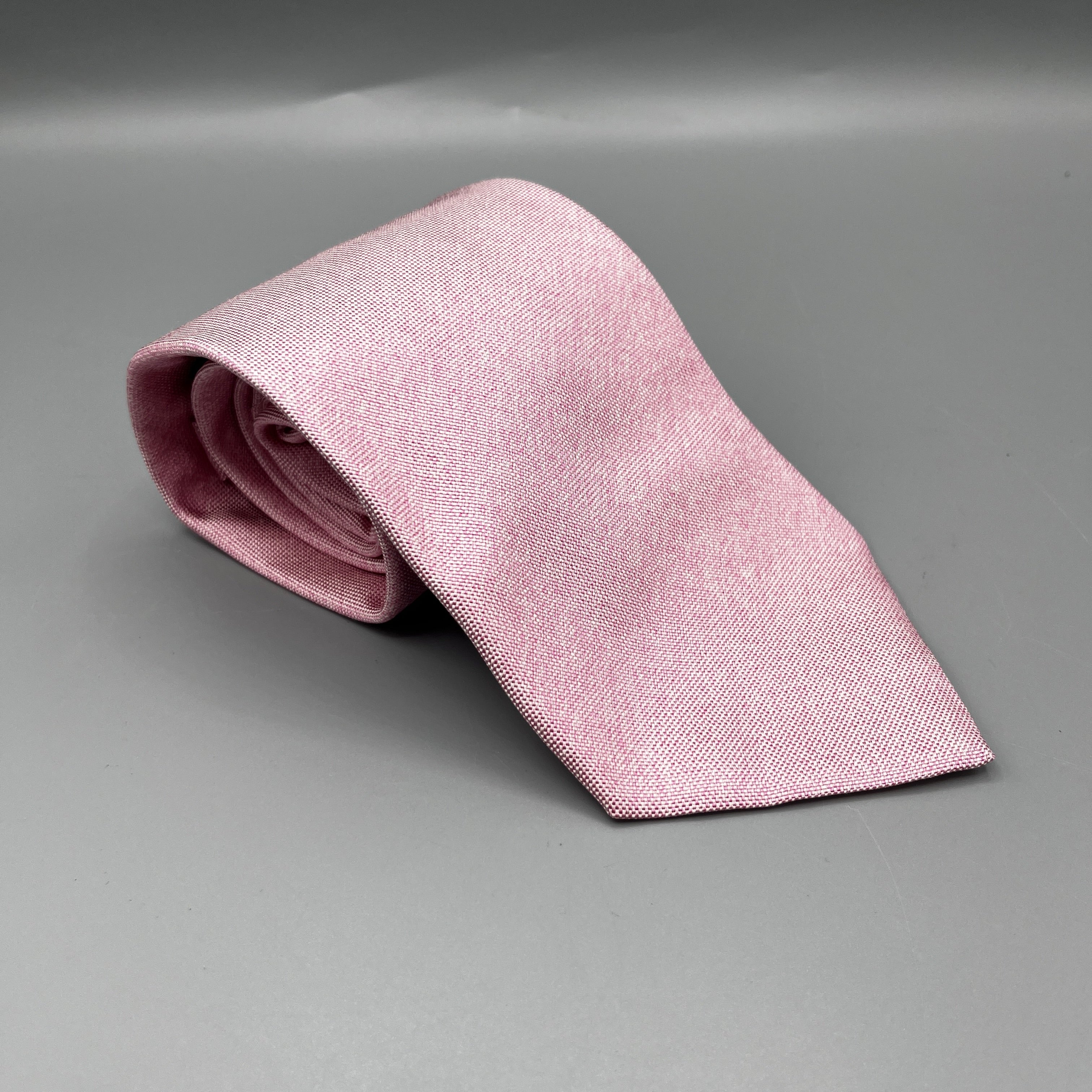 Cravate rose Corneliani
