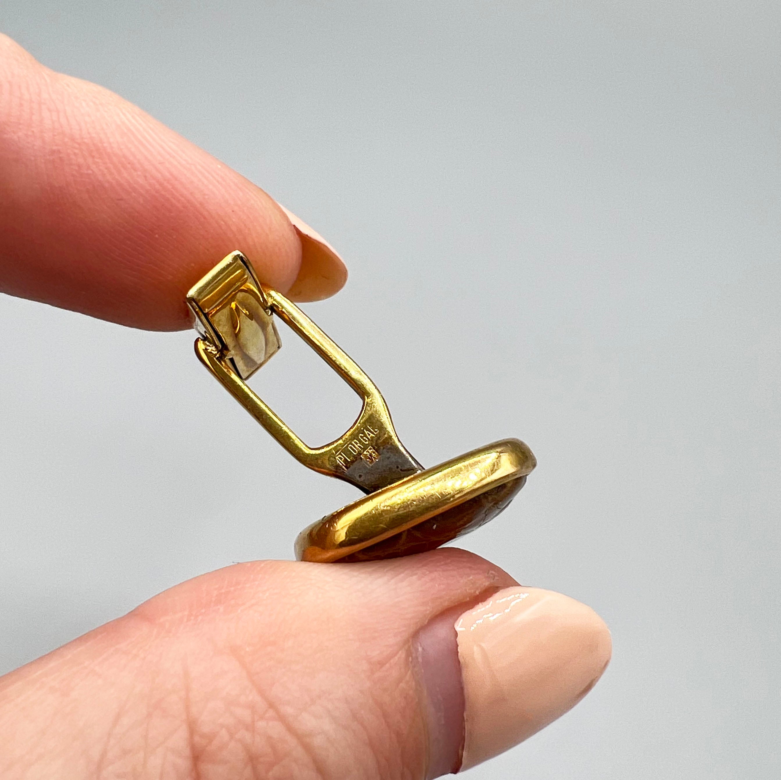 Boutons de manchette