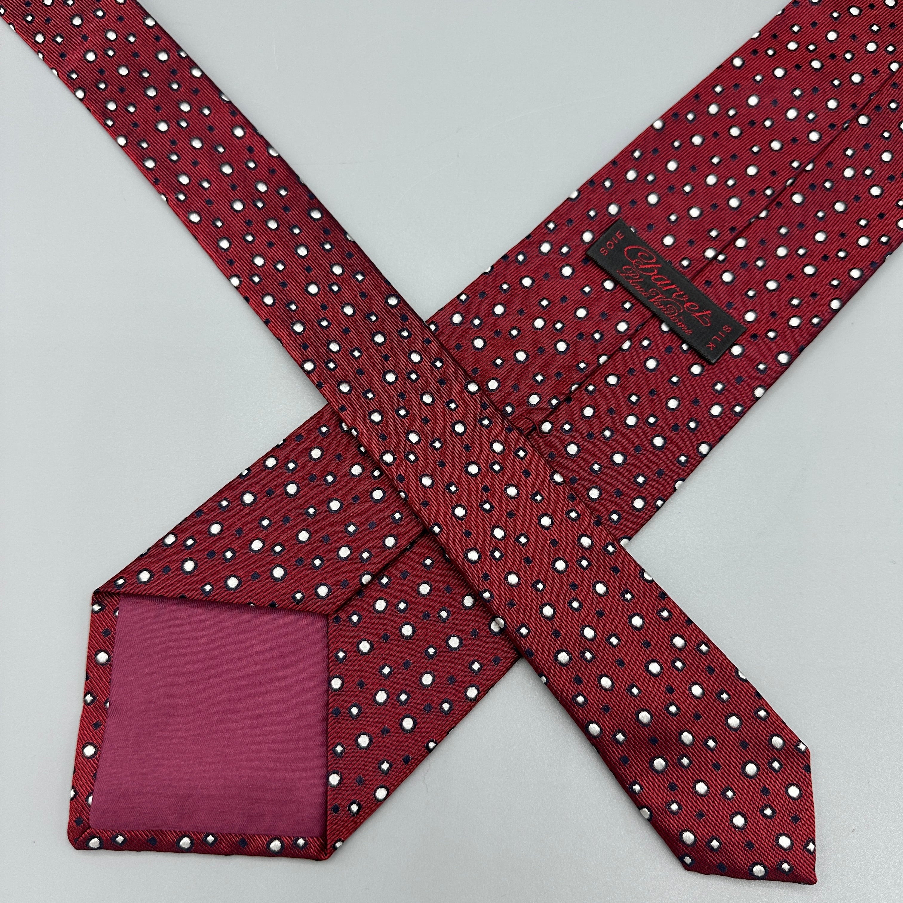 Cravate rouge Charvet