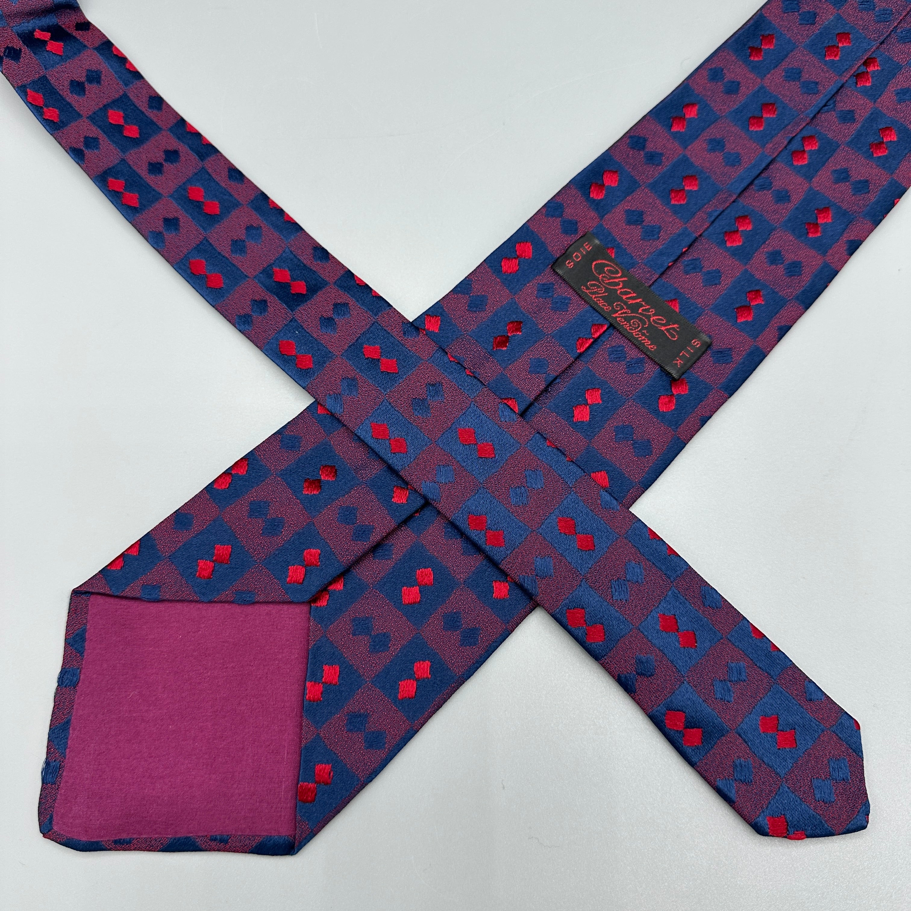 Cravate bleue et rouge Charvet