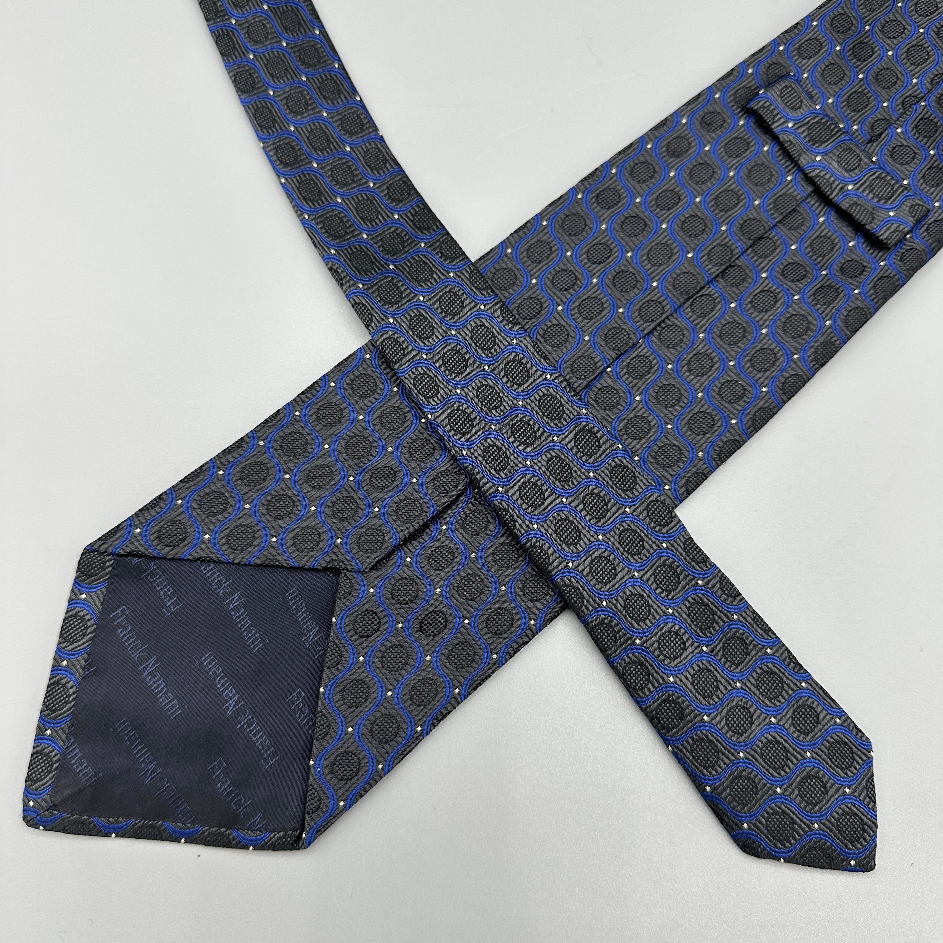 Cravate grise Namani