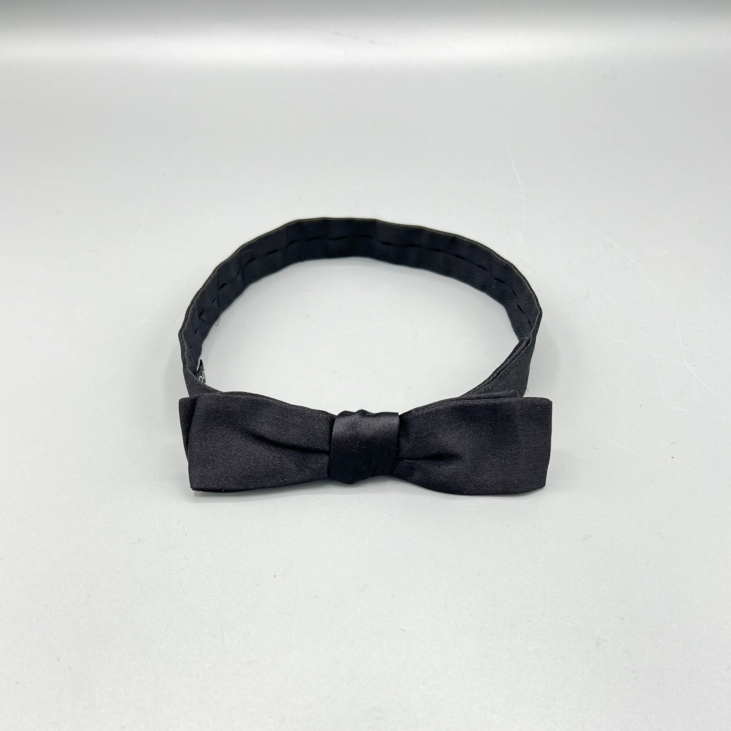 Nœud papillon pré-noué noir Sulka