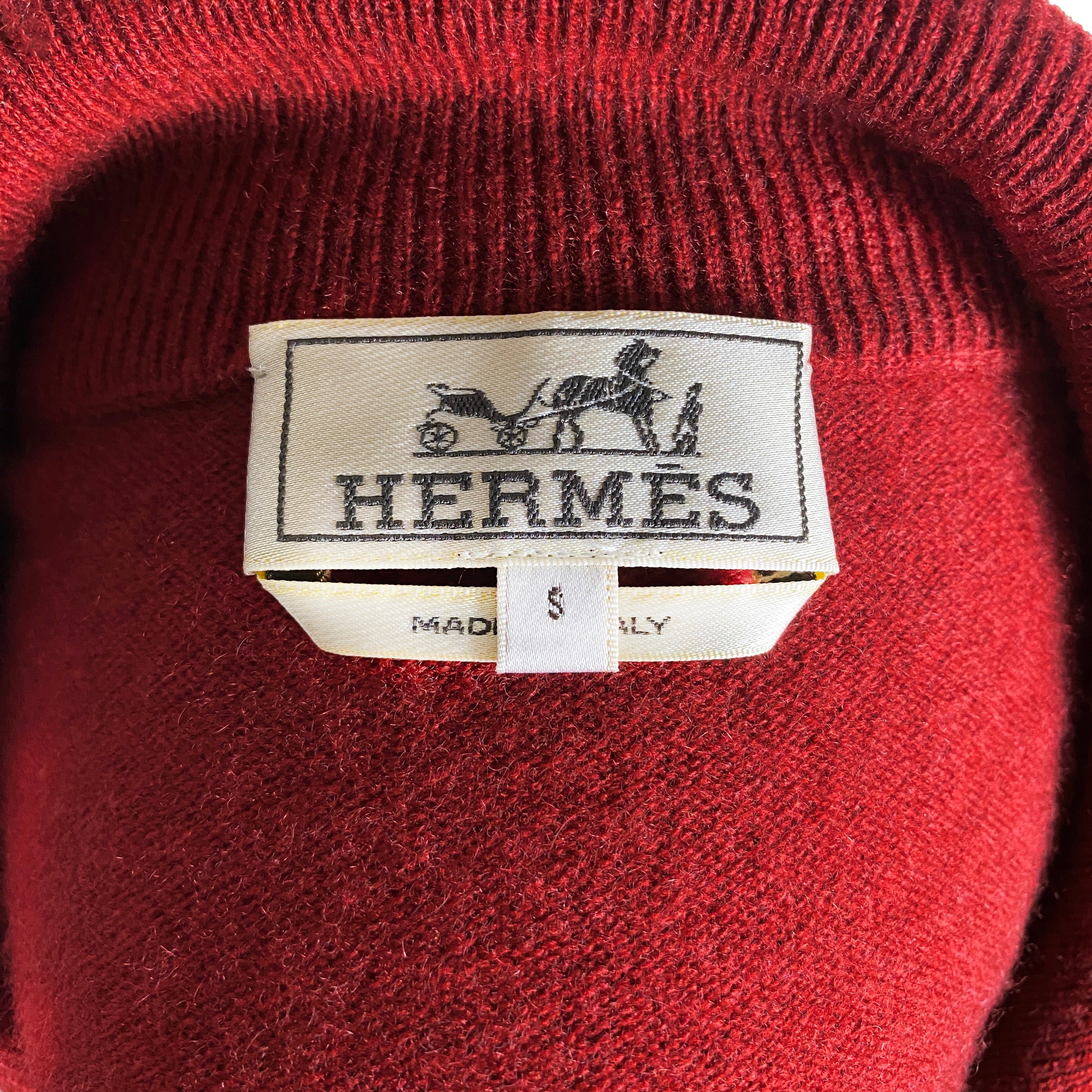 Pull rouge Hermès