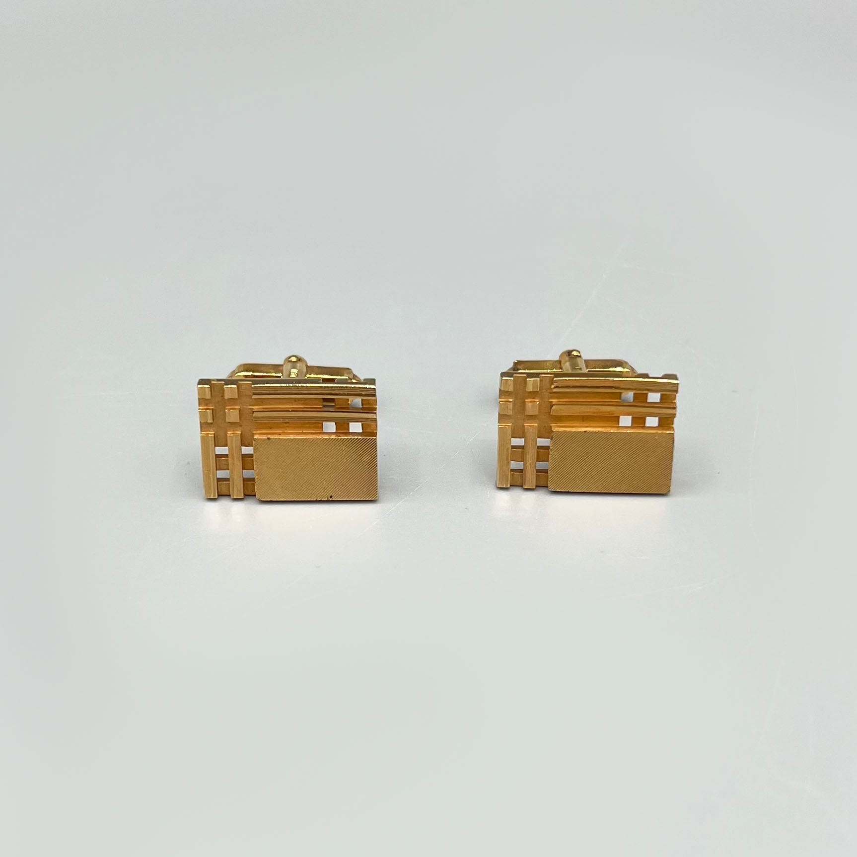Pierre Balmain gold cufflinks