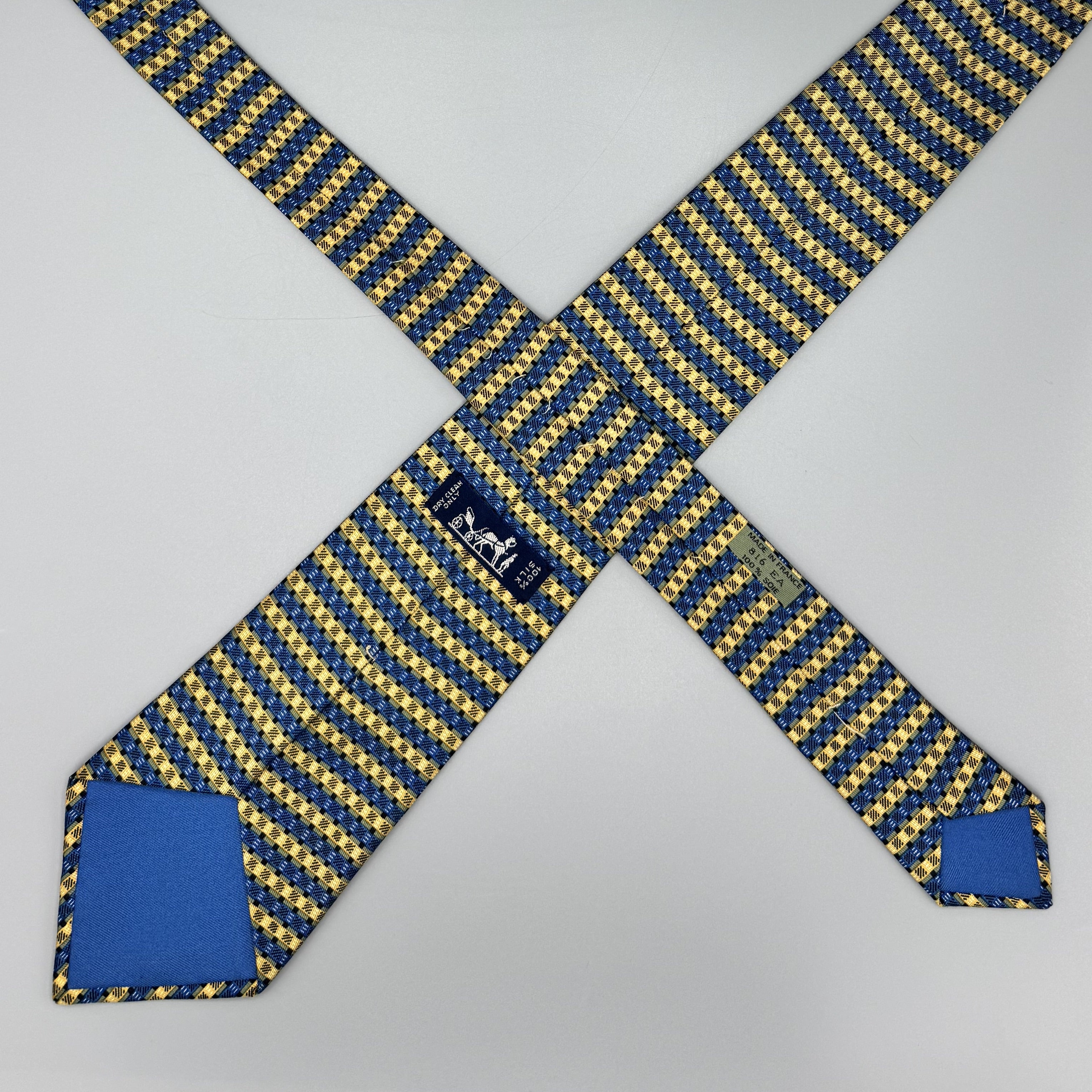 Cravate Hermès bleue, verte et jaune
