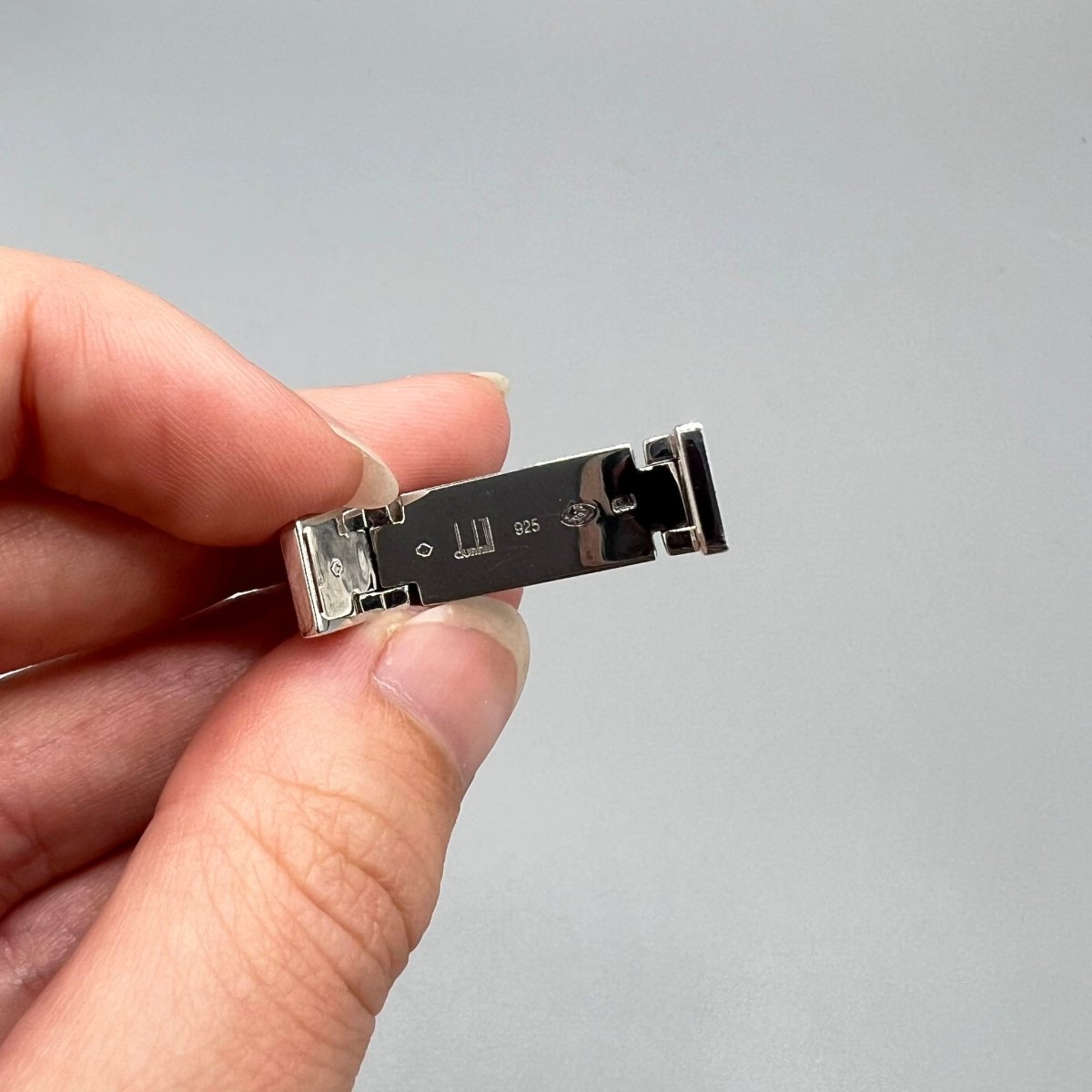 Boutons de manchette Dunhill en argent - Le Beau Gustave