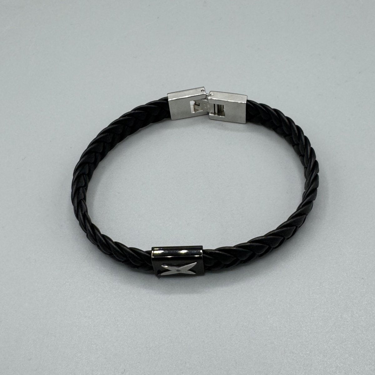 Bracelet Mauboussin en cuir noir tressé - Le Beau Gustave