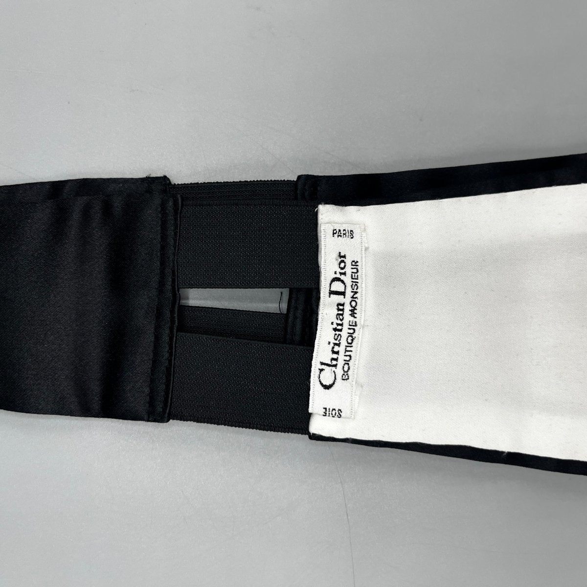 Ceinture de smoking en soie Dior - Le Beau Gustave
