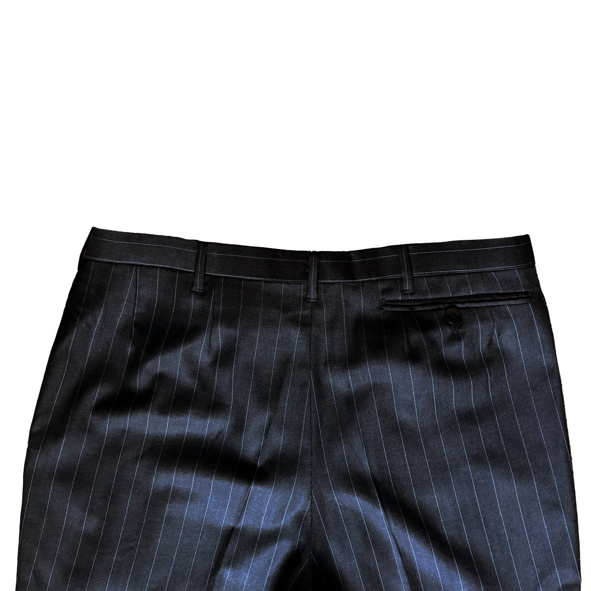 Costume Cifonelli sur mesure noir à fines rayures tennis - Le Beau Gustave