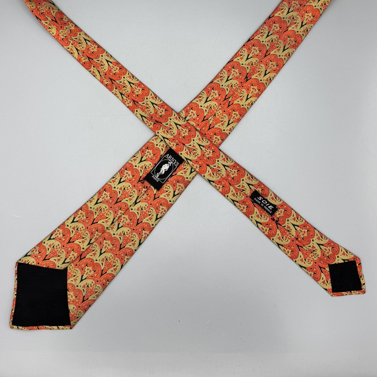 Cravate Arnys à motif cachemire orange et vert anis - Le Beau Gustave