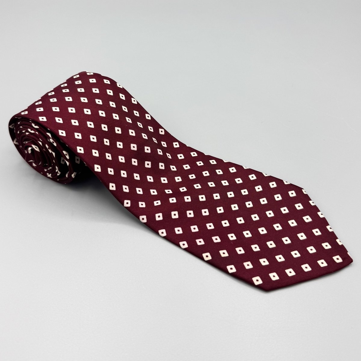 Cravate Charvet bordeaux à motif losange - Le Beau Gustave