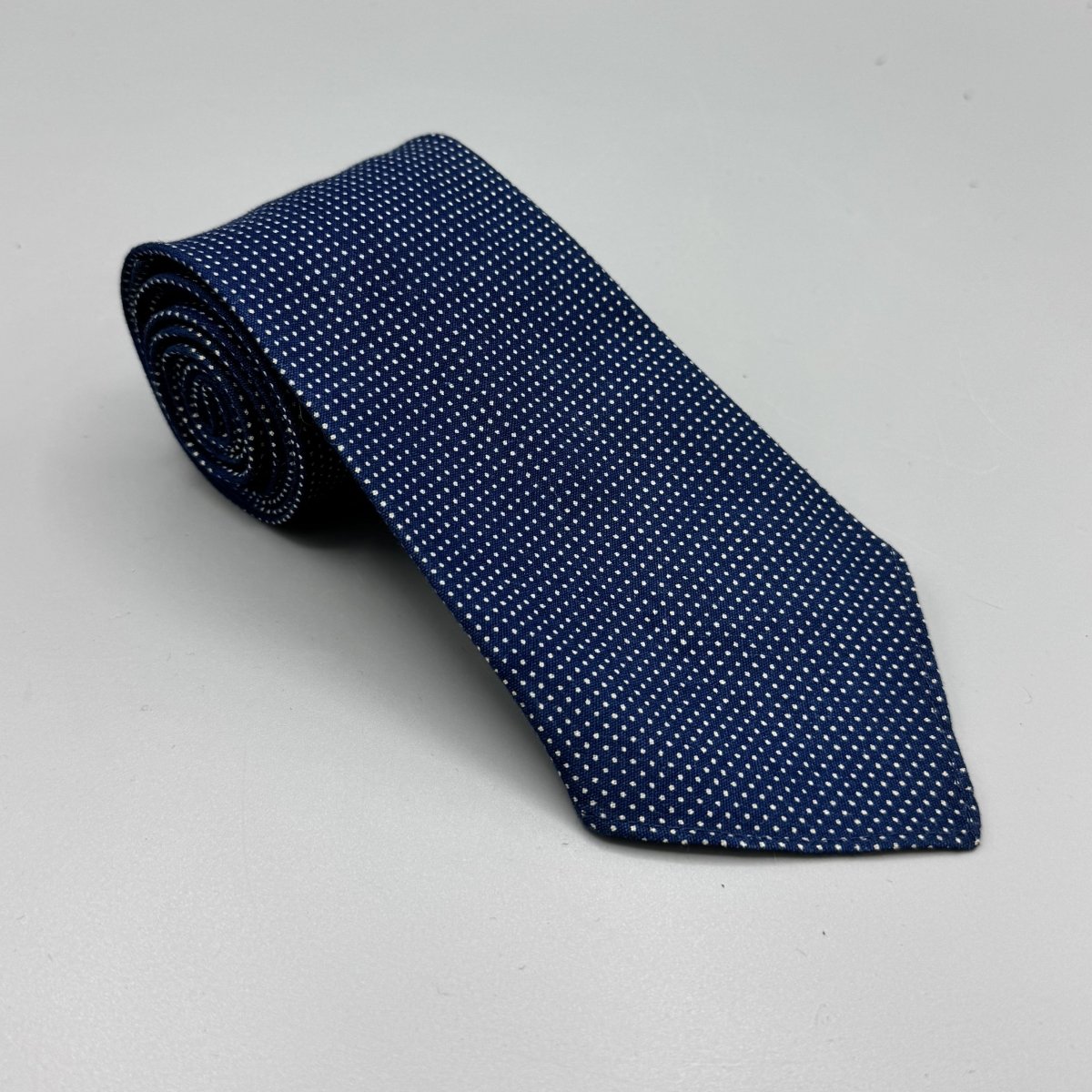Cravate RRL Double RL&Co en soie bleu marine à micro-pois blancs - Le Beau Gustave