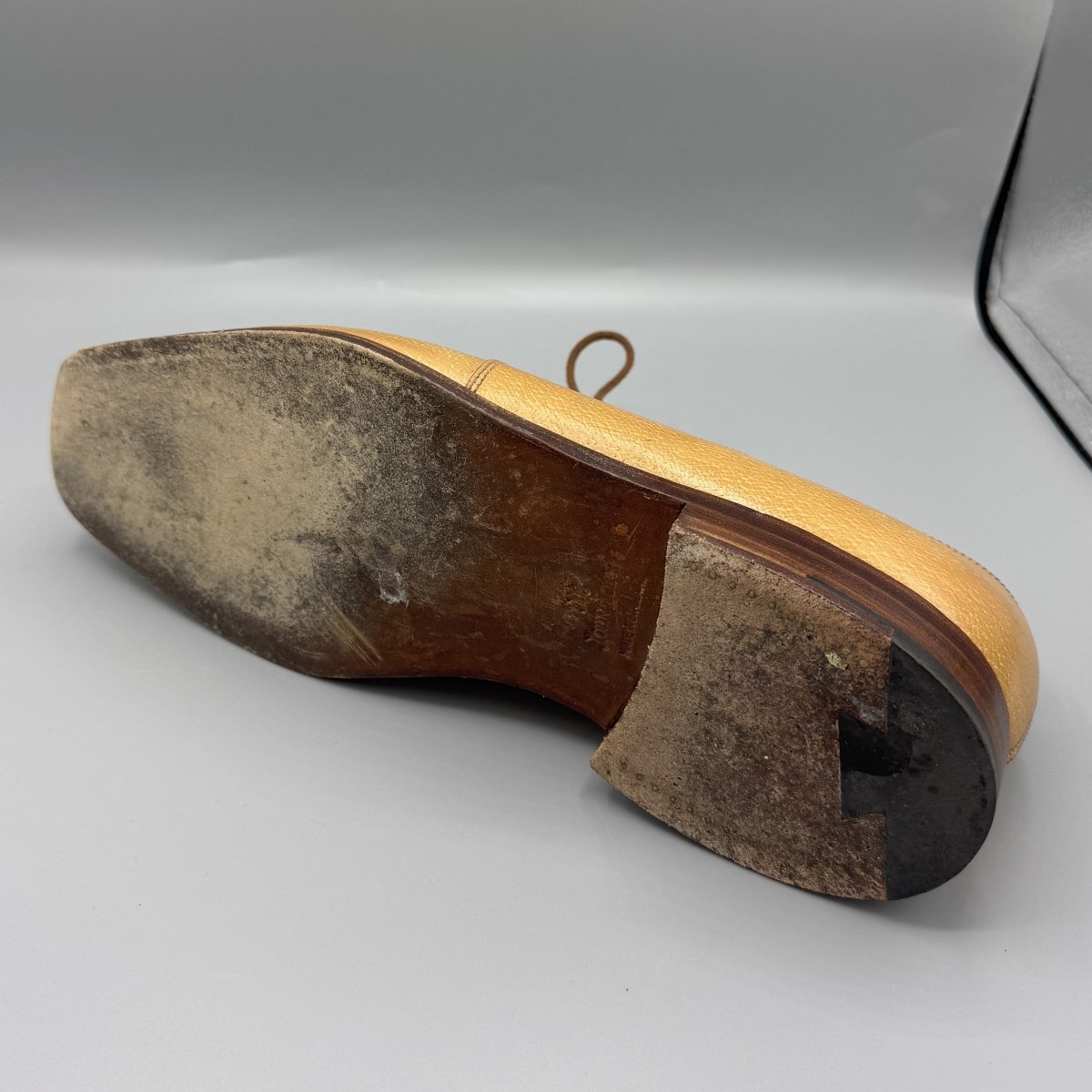 Derbies John Lobb marron clair - Le Beau Gustave