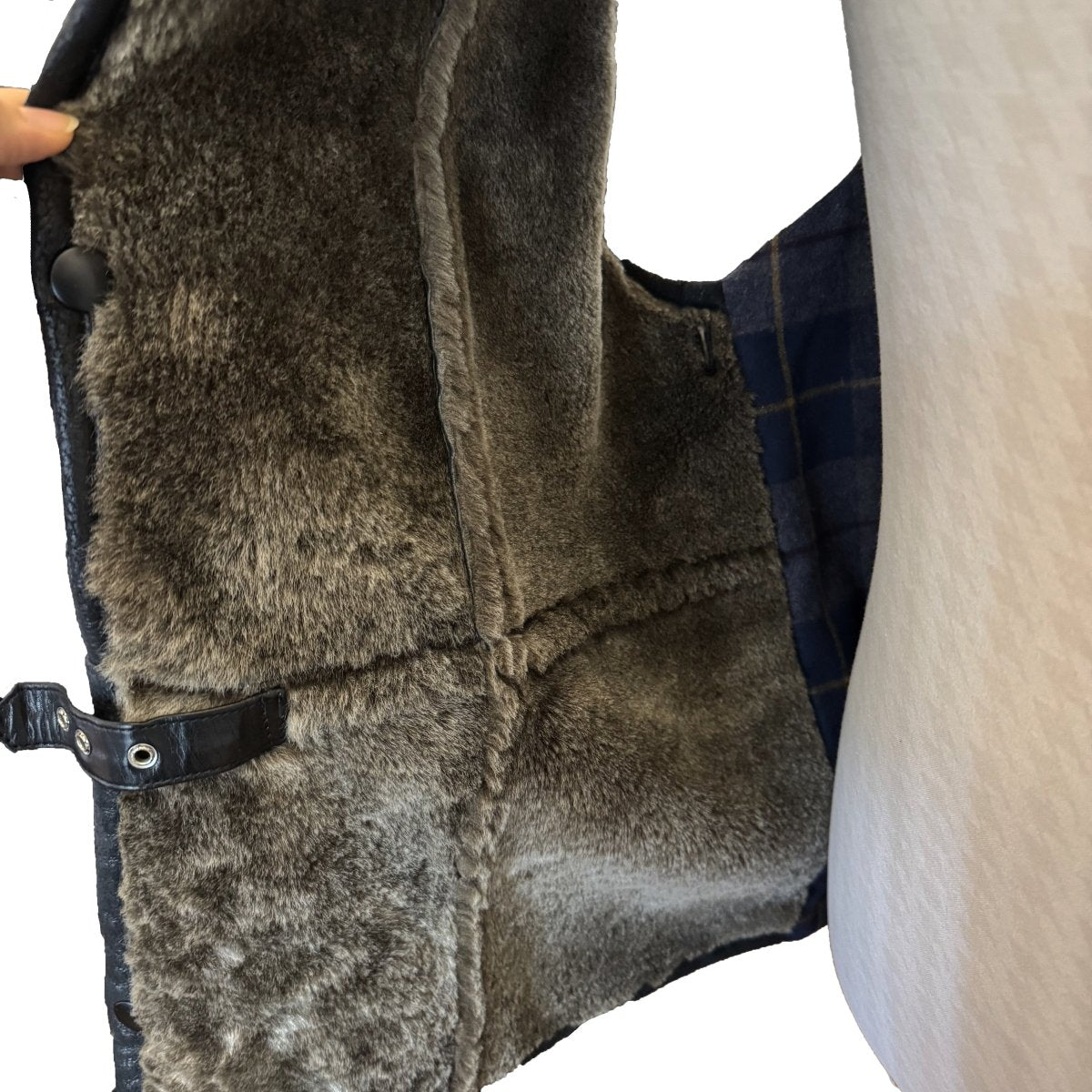 Manteau Christian Dior en cuir noir avec gilet amovible en fourrure - Le Beau Gustave
