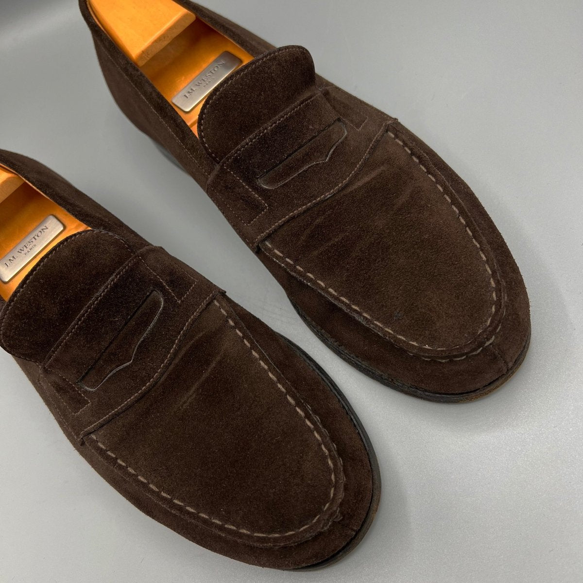 Mocassins en daim marron J.M Weston - Le Beau Gustave