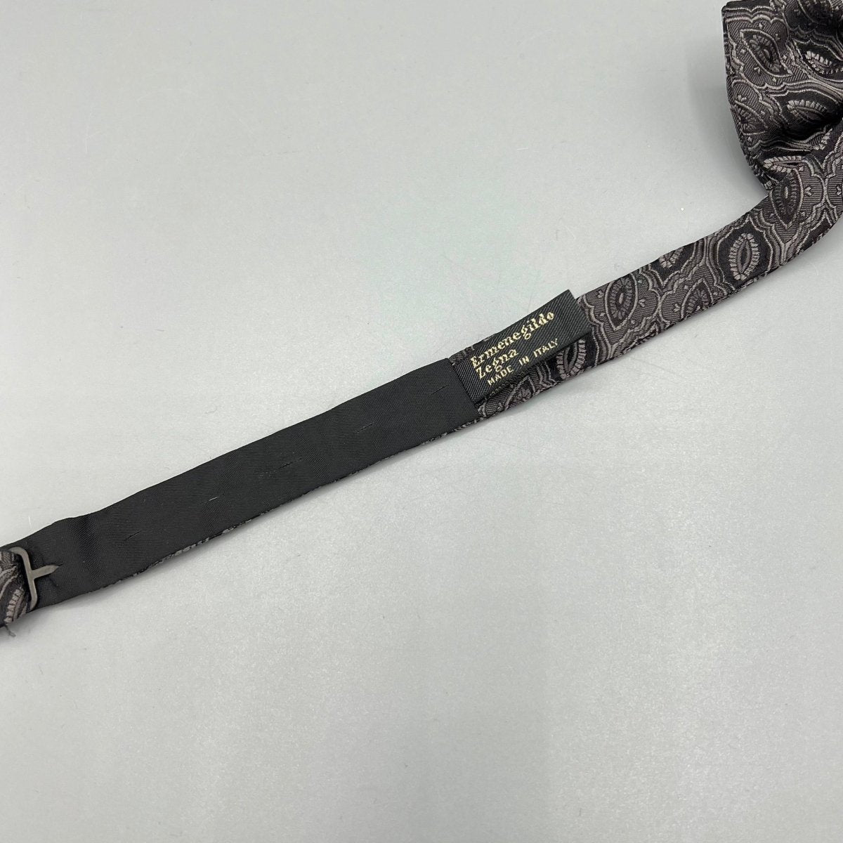 Nœud papillon gris Ermenegildo Zegna - Le Beau Gustave