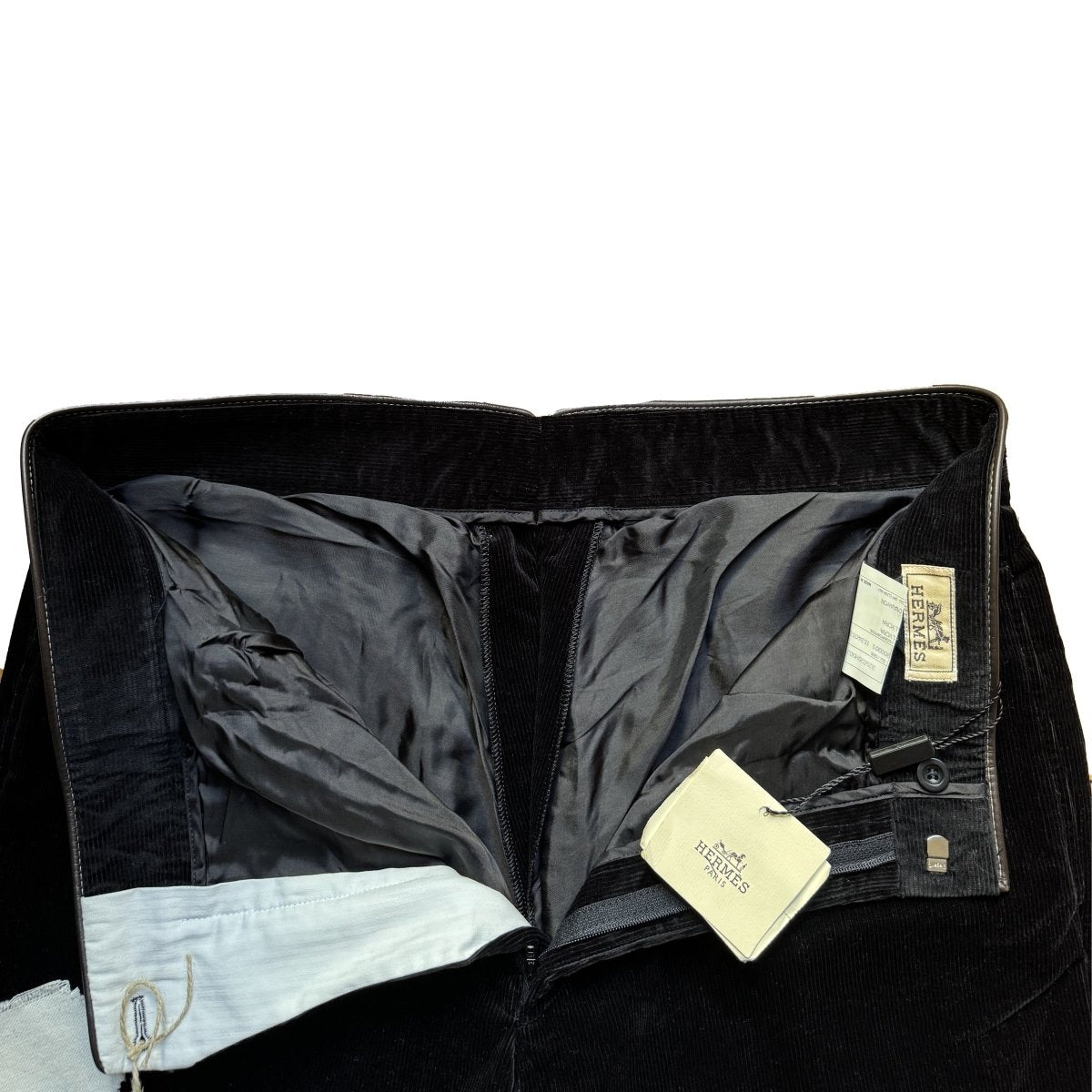 Pantalon neuf Hermès en velours côtelé noir - Le Beau Gustave