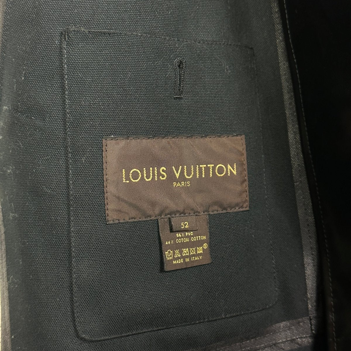 Parka en vinyl Louis Vuitton - Le Beau Gustave