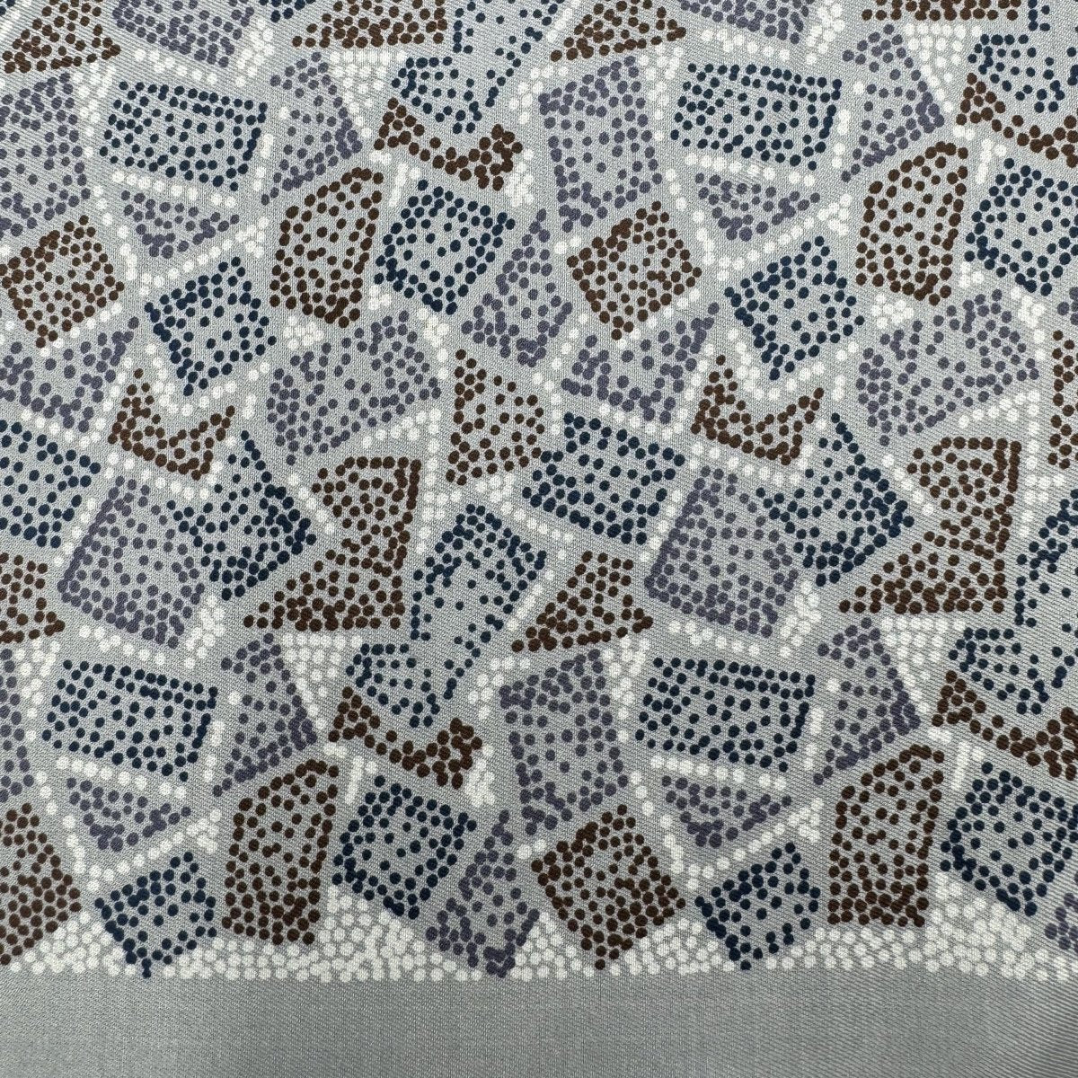 Pochette Charvet gris perle à motif pointillés multicolores - Le Beau Gustave