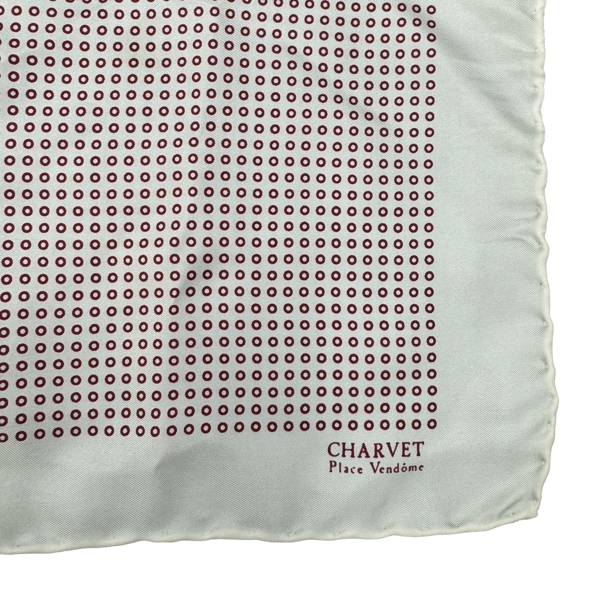 Pochette en soie Charvet ivoire à petits cercles rouges - Le Beau Gustave