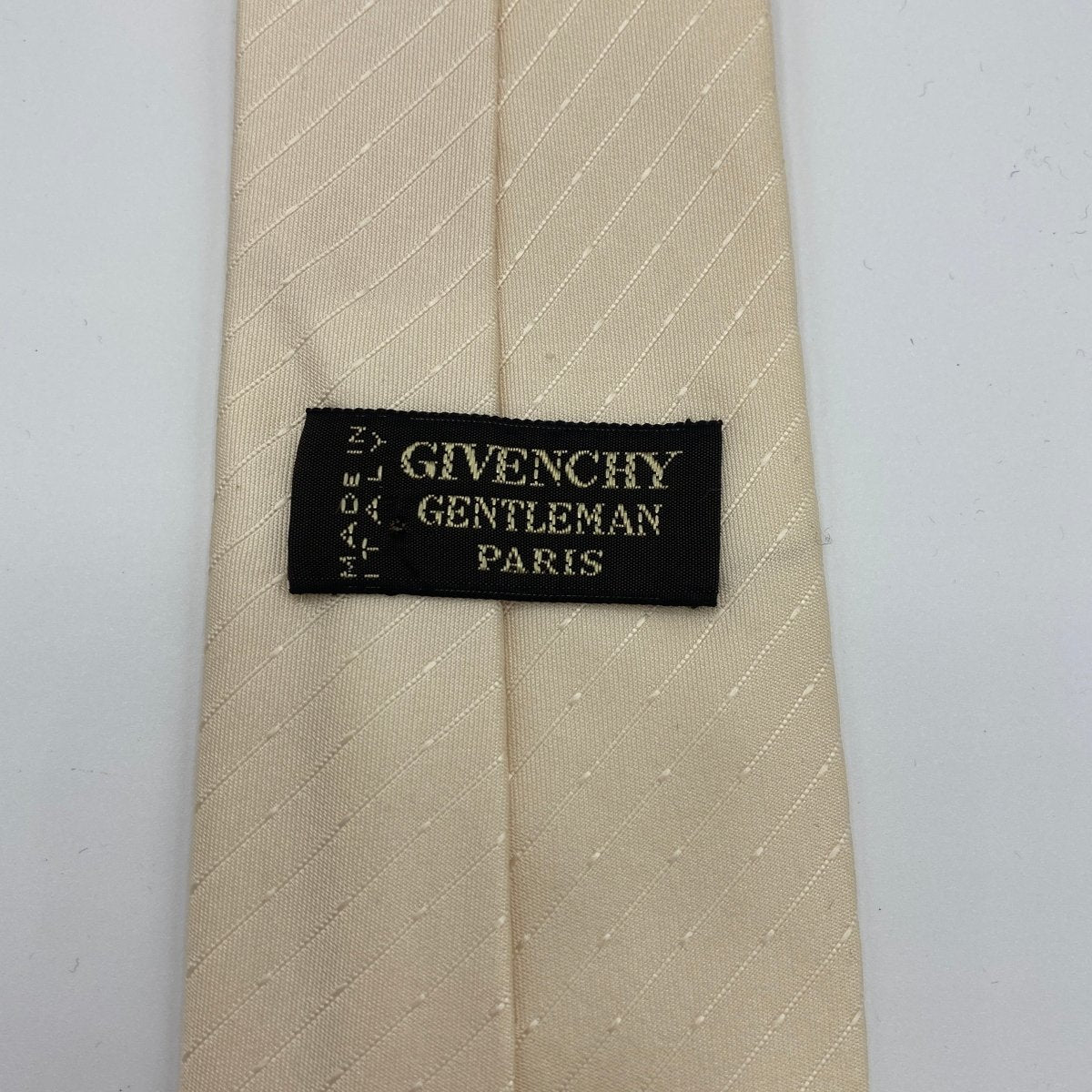 Dravate Givenchy Gentleman - Le Beau Gustave