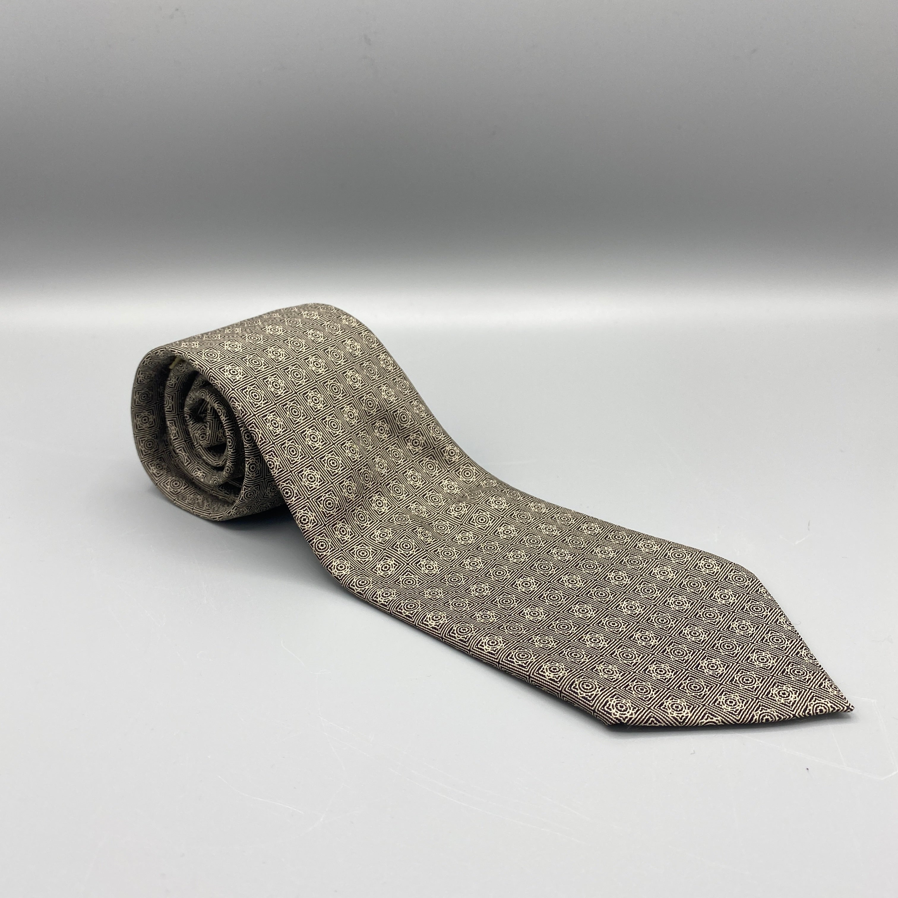 Franck Namani tie