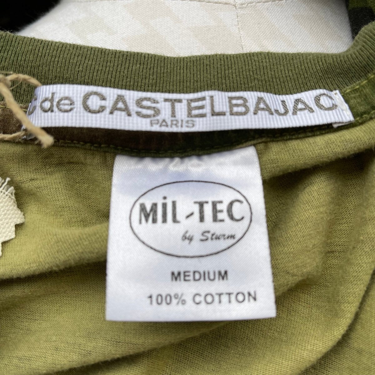 Tee shirt collector CASTELBAJAC - Le Beau Gustave