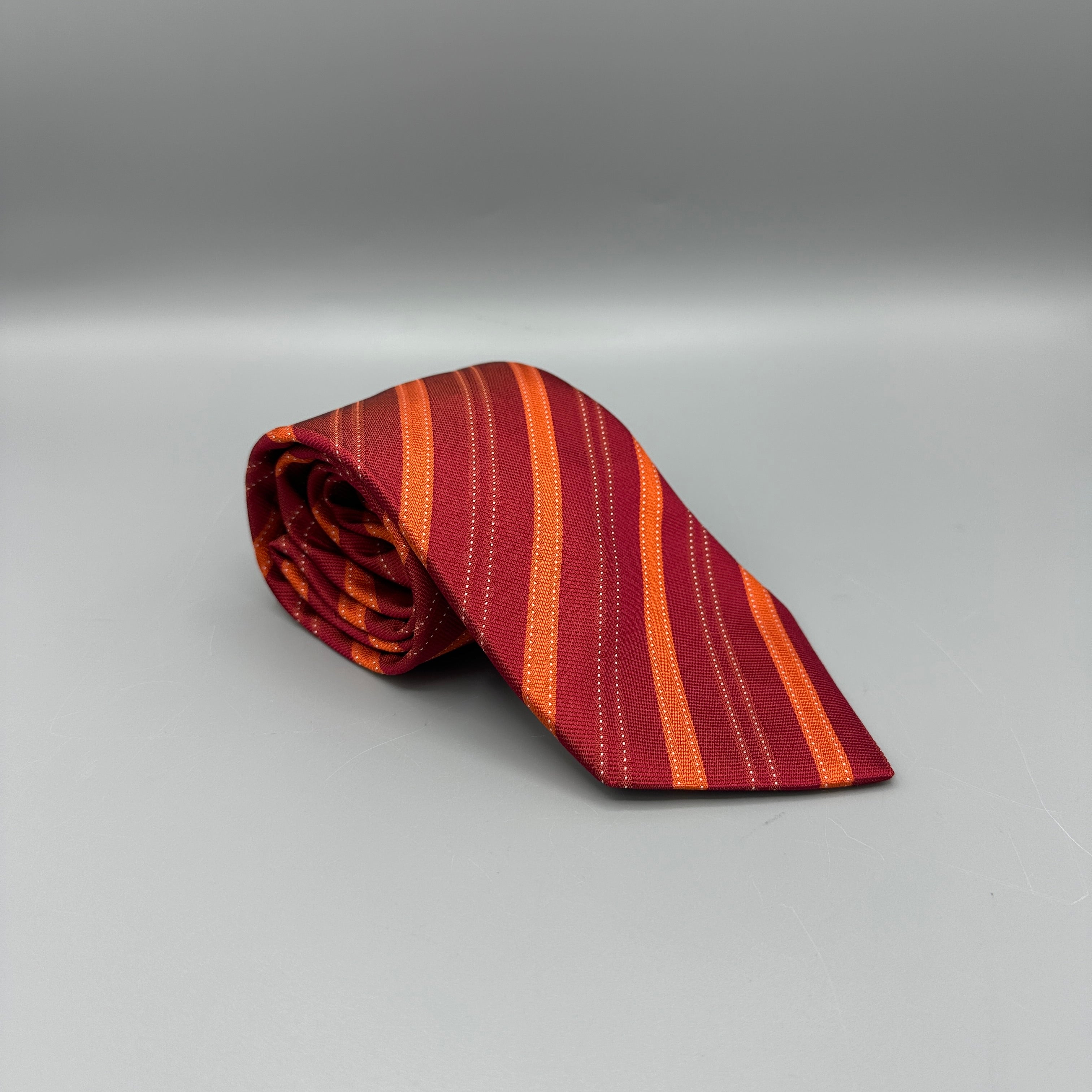 Cravate Hermès à rayures