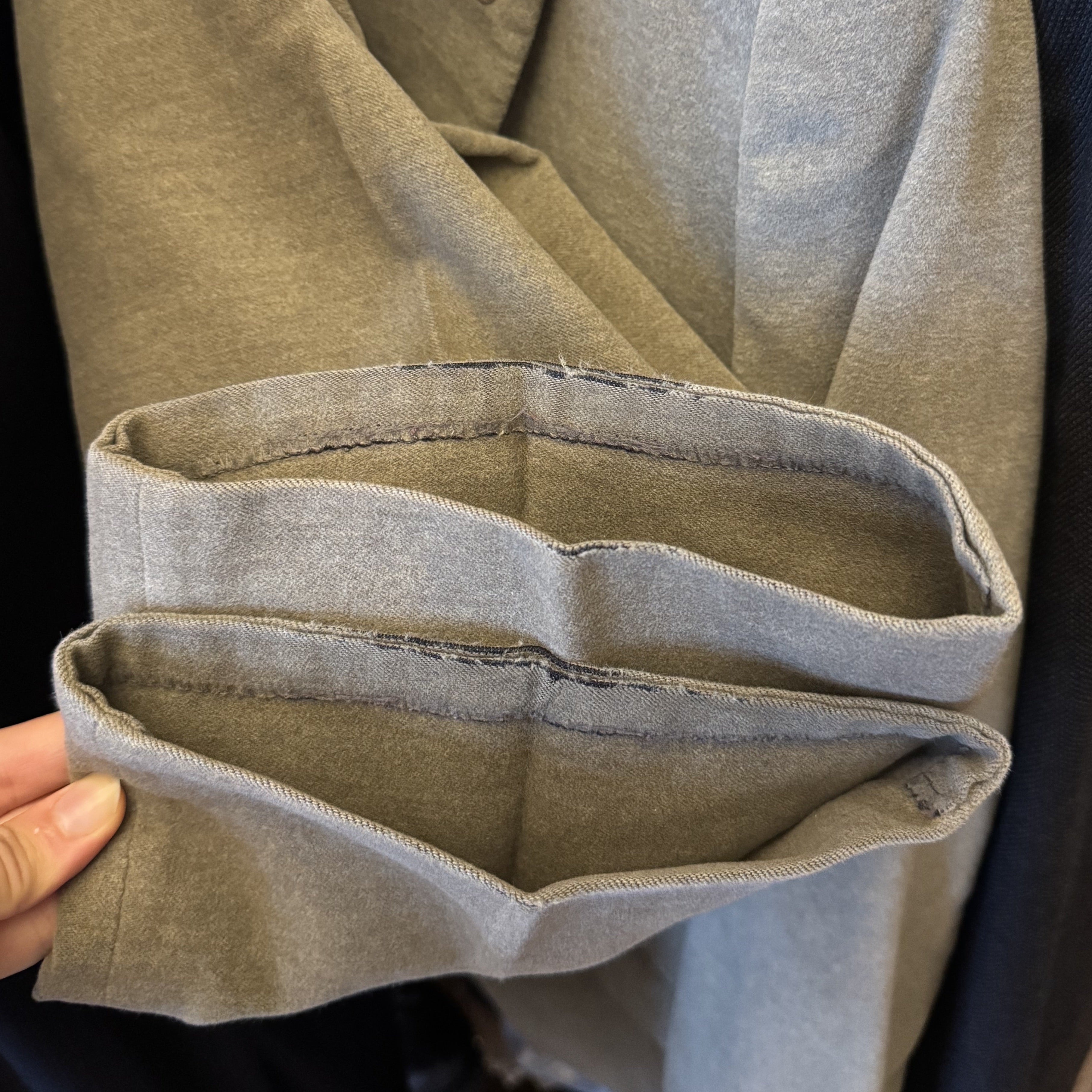 Costume 2 pièces Hermès gris taupe