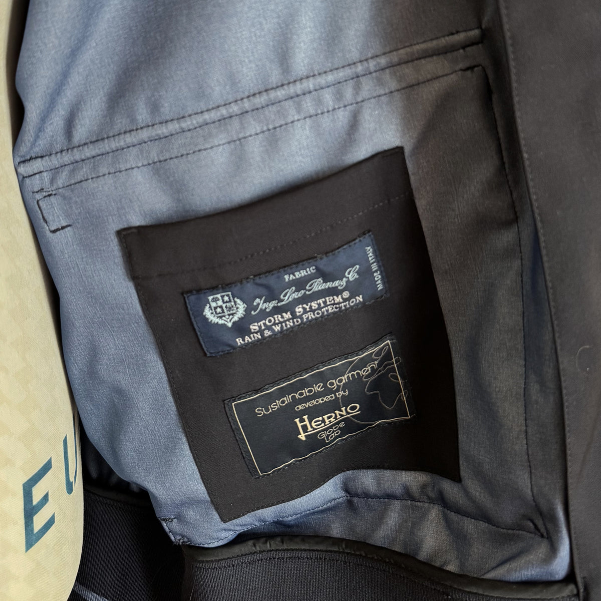 Blouson Herno Loro Piana Storm System bleu marine