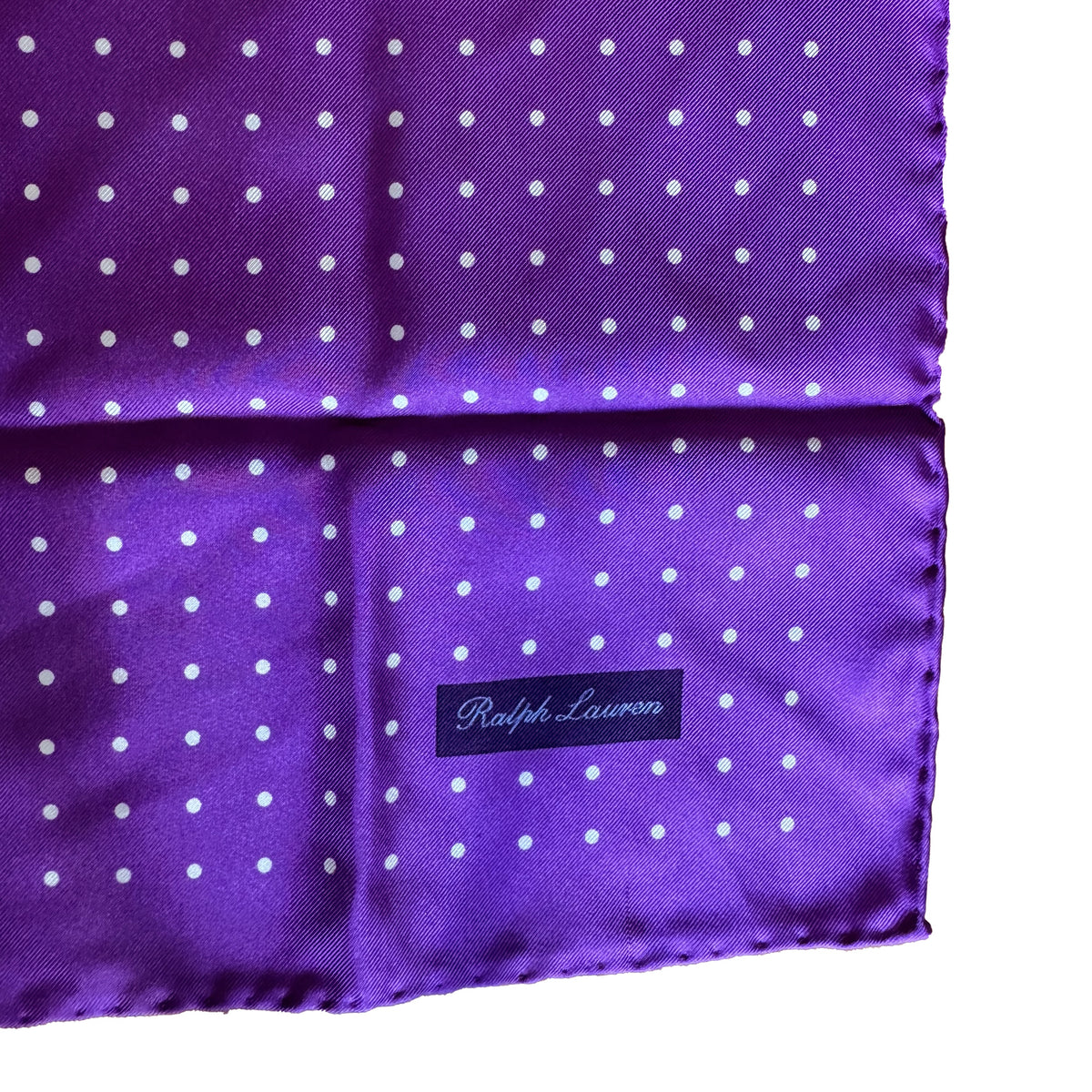 Pochette en soie Purple Label Ralph Lauren violette à pois blancs