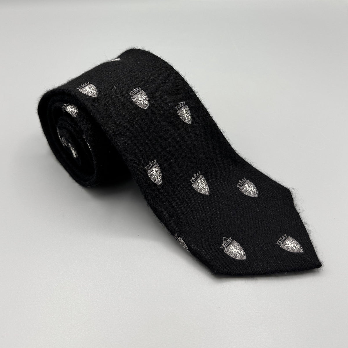 Cravate Ralph Lauren Purple Label noire à motif héraldique