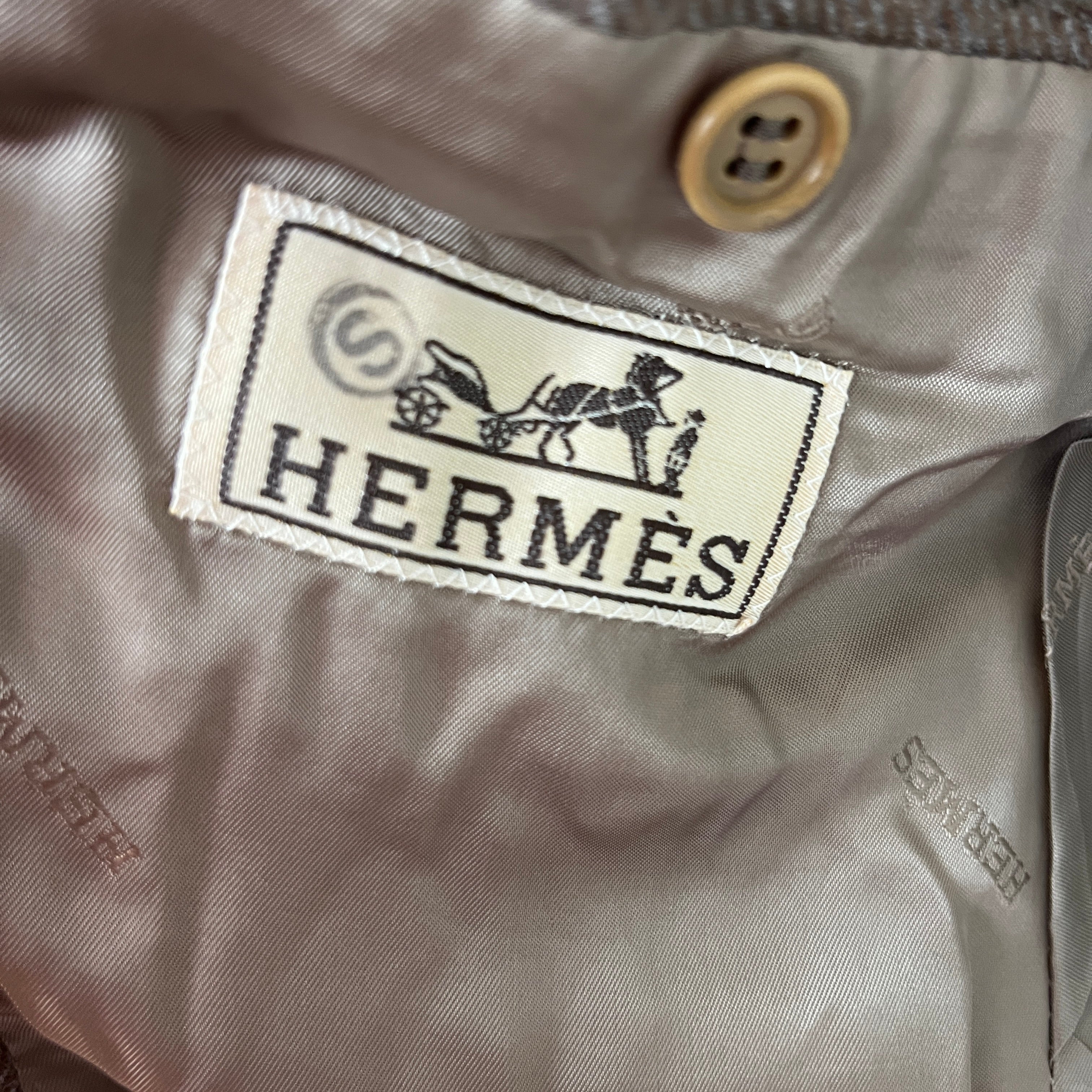 Chemise Hermès 4 boutons en laine et angora marron clair