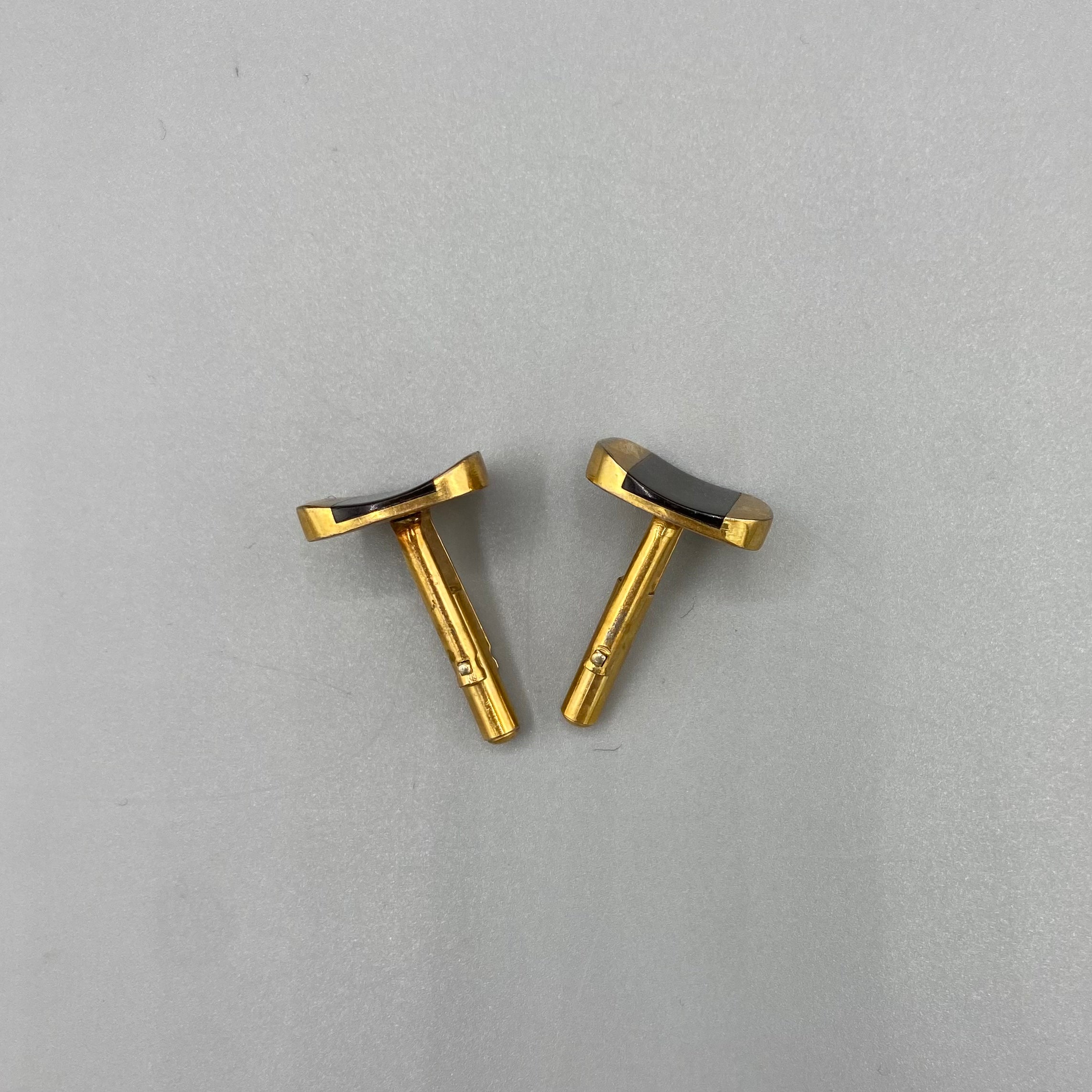 Boutons de manchettes nacré