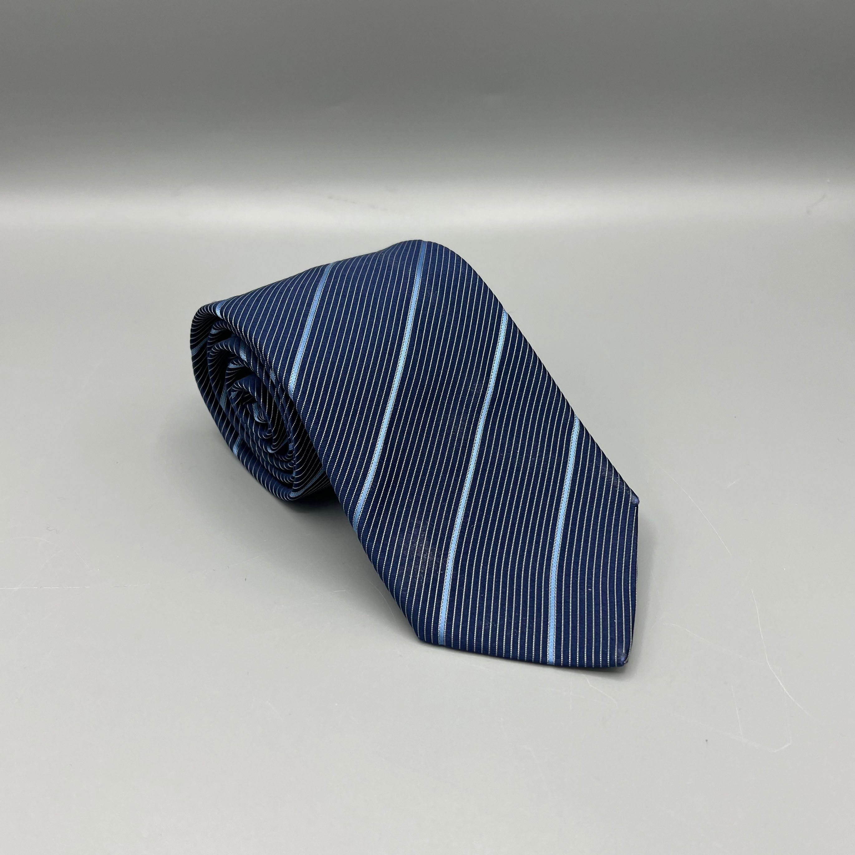 Cravate club bleue Lanvin