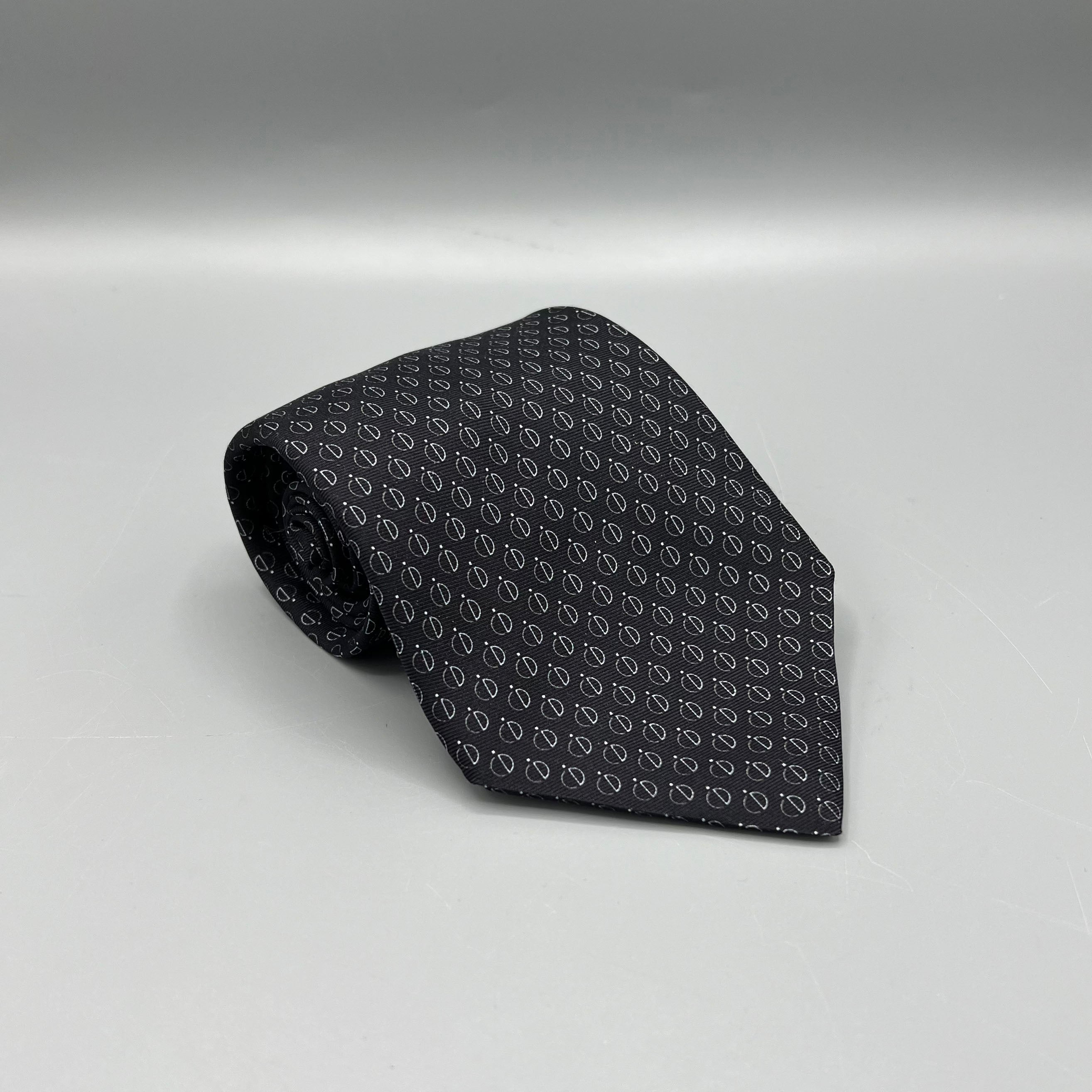 Cravate noire Dior